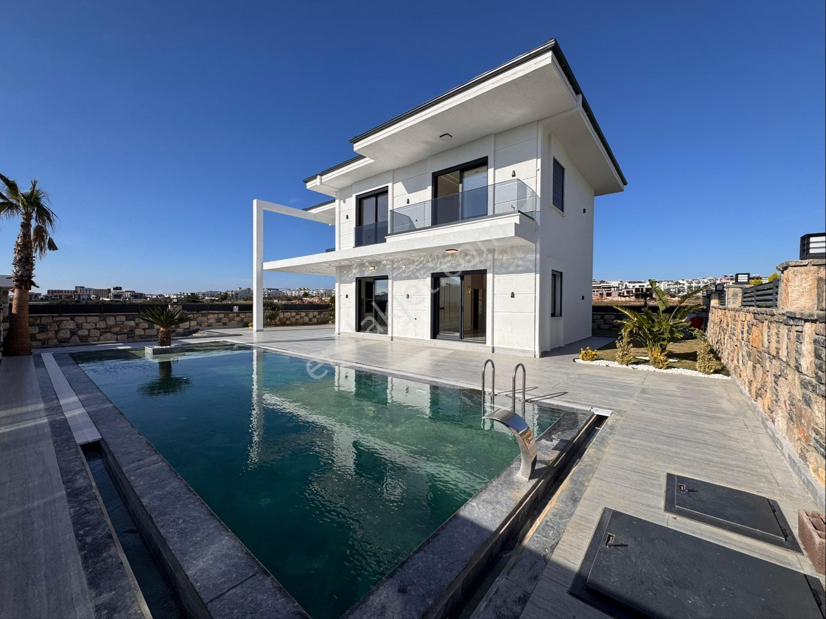 Efeler Mahallesinde 500m Arsa İçinde 4+1 Ebeveyn Banyolu Ayrı Mutfak Satıllık Villa - Görsel 6