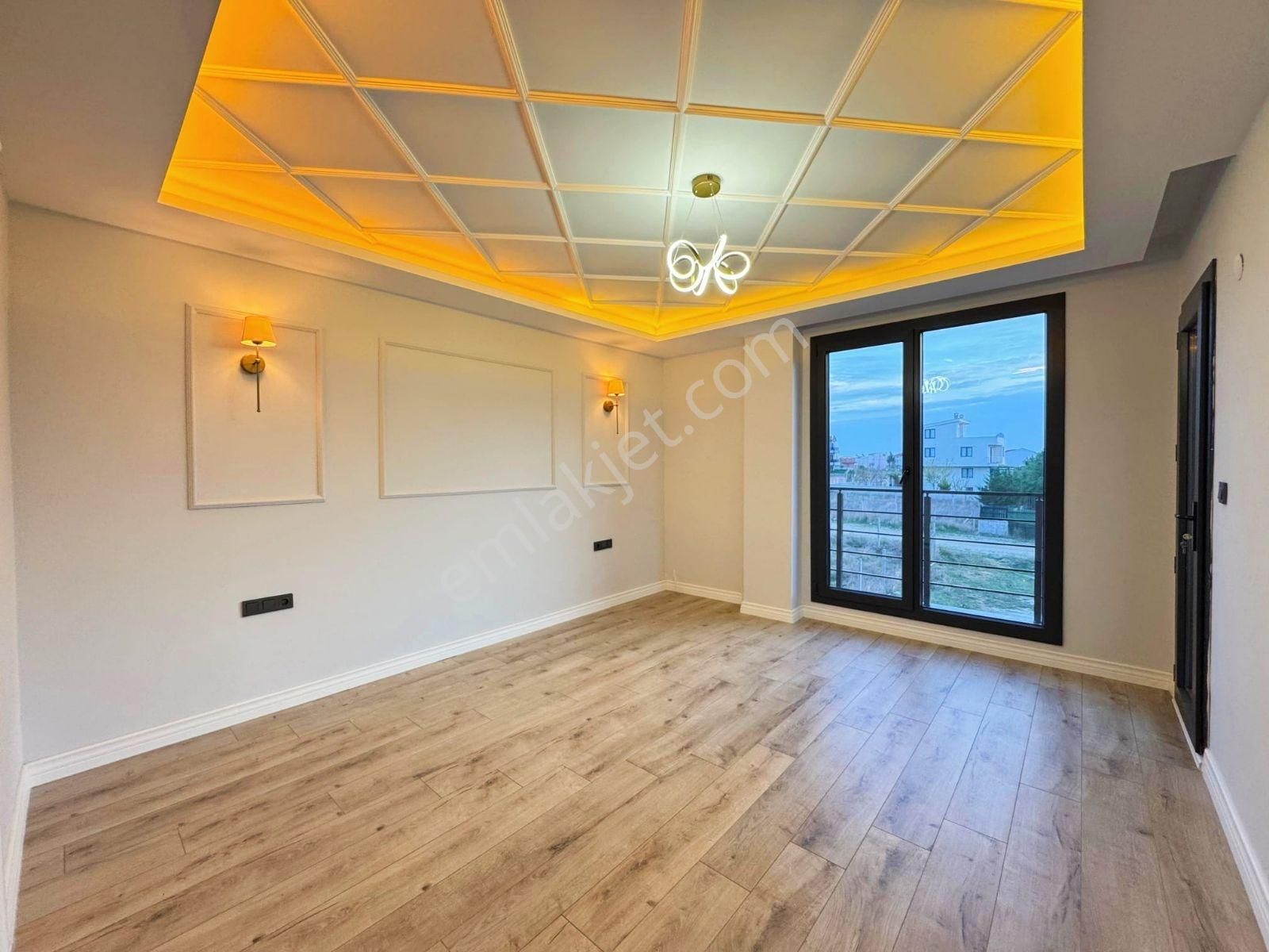 Kartallar'dan 300m² Arsalı Kaliteli Şık Havuzlu Müstakil Villa. - Görsel 16