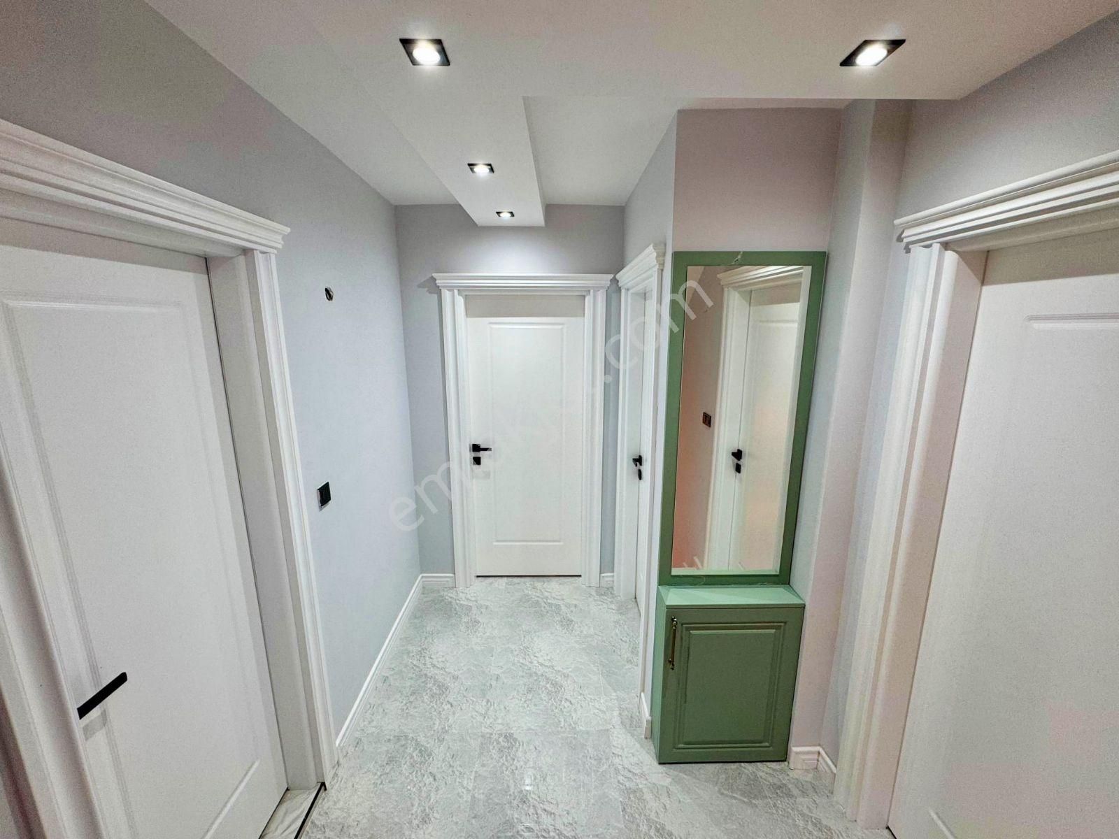 Kartallar'dan 300m² Arsalı Kaliteli Şık Havuzlu Müstakil Villa. - Görsel 13