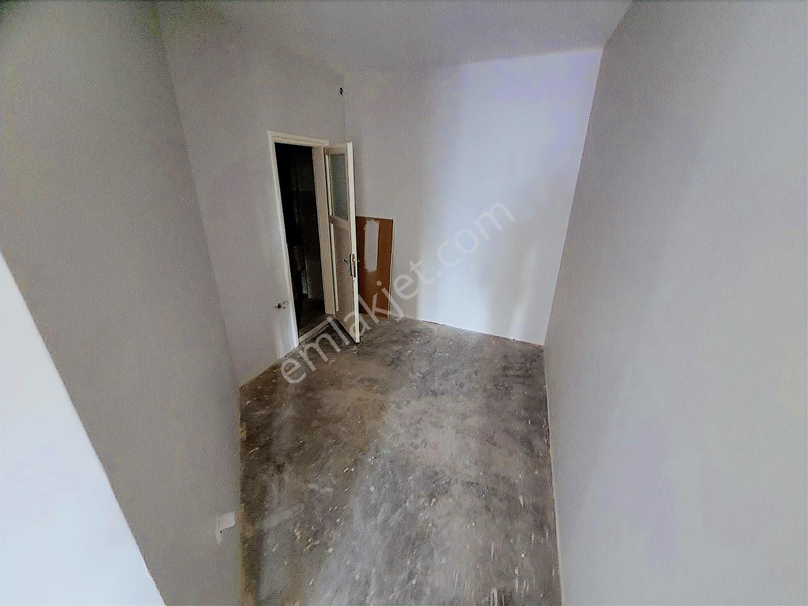 Çok Amaçlı Kullanıma Müsait Katta Tek İş Yeri - Görsel 6