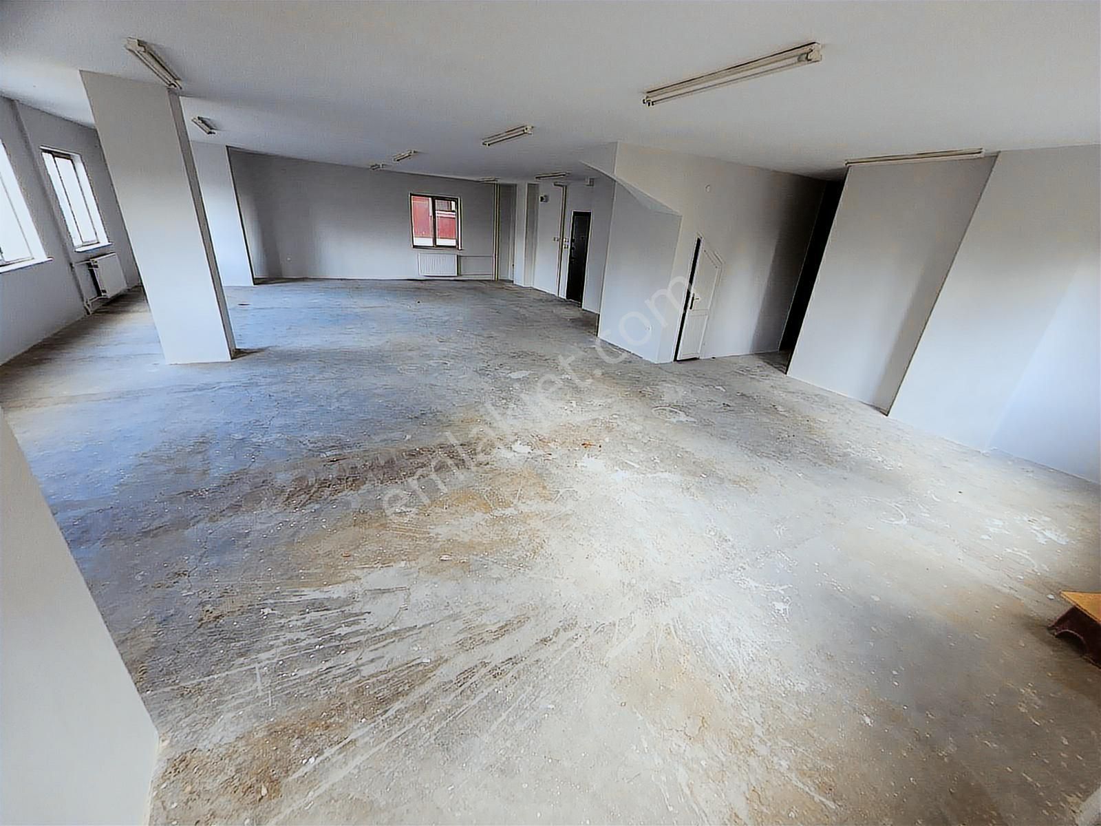 Çok Amaçlı Kullanıma Müsait Katta Tek İş Yeri - Görsel 8