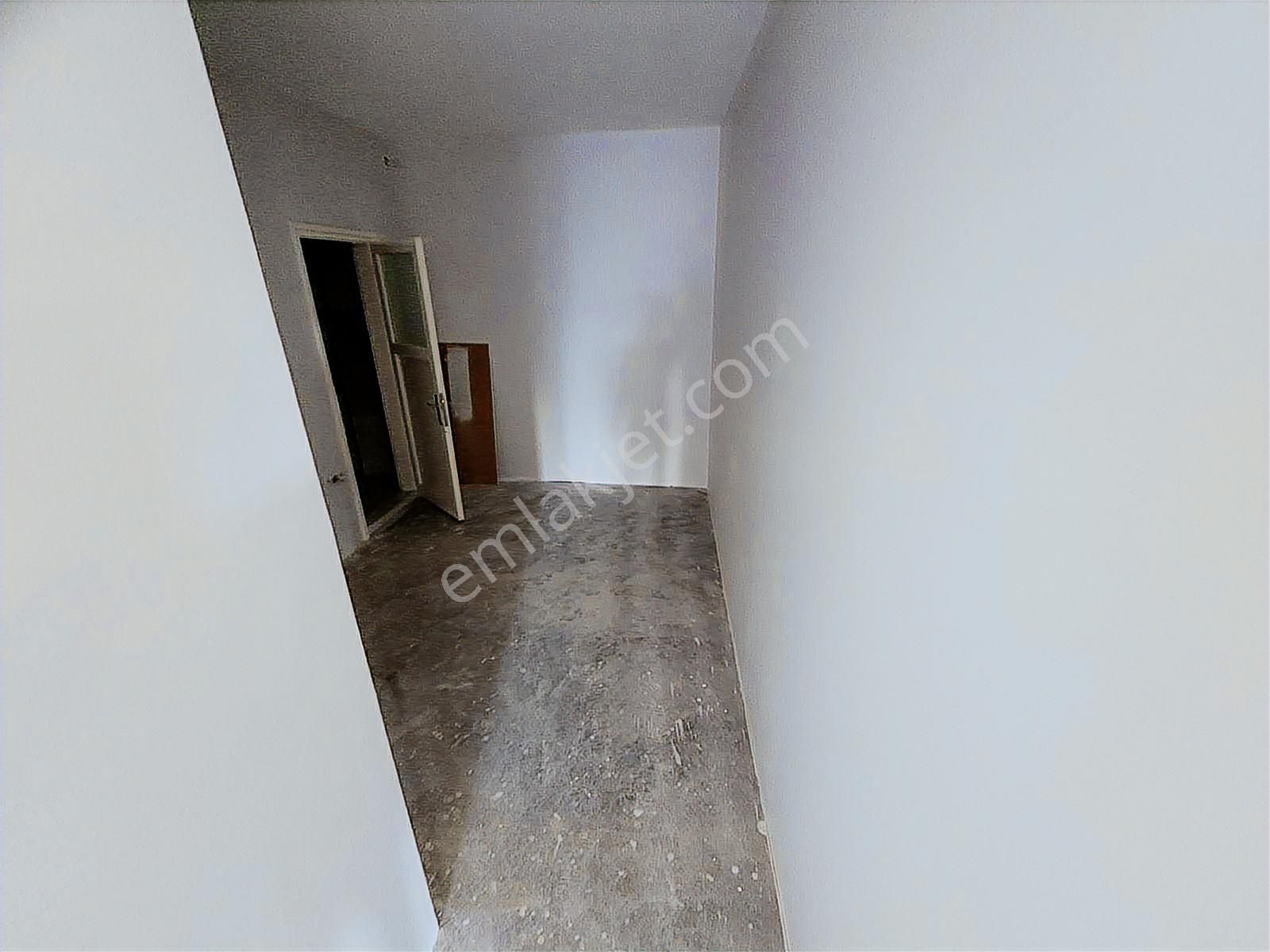 Çok Amaçlı Kullanıma Müsait Katta Tek İş Yeri - Görsel 5