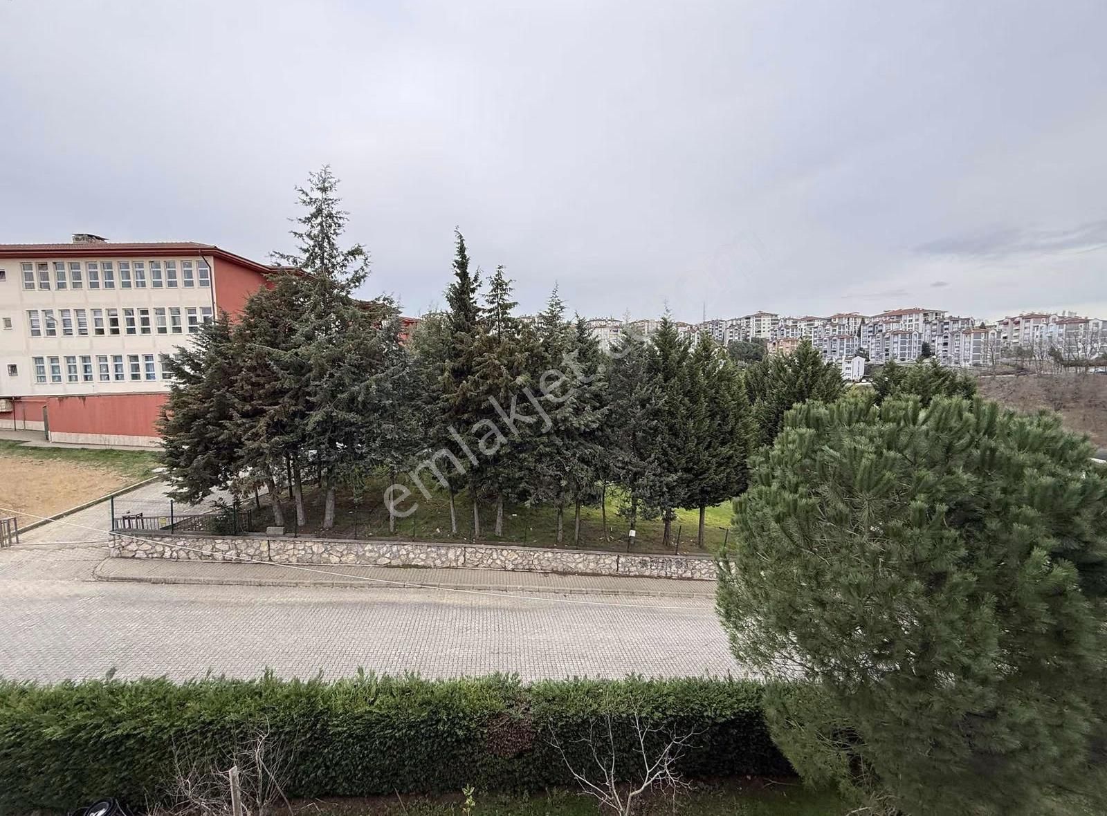 Korucuk Tokı Okulu Yanı Satılık Ara Kat 3+1 Site İçi Daire - Görsel 12