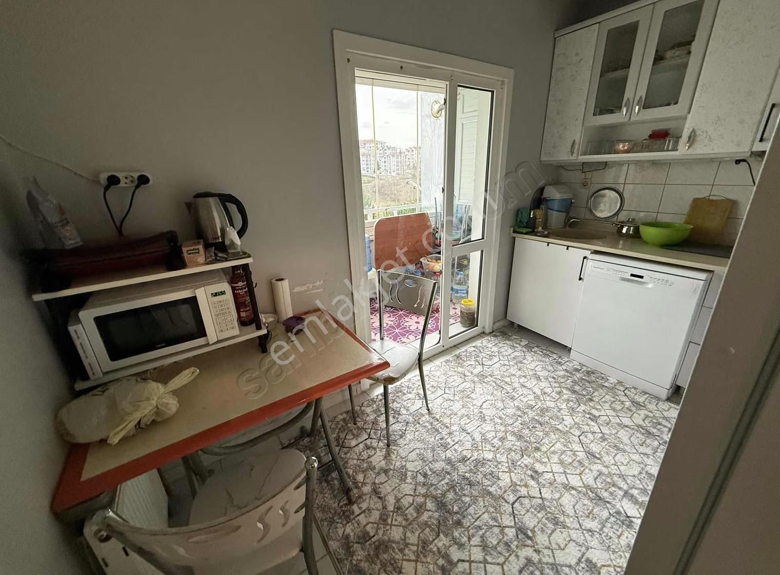 Korucuk Tokı Okulu Yanı Satılık Ara Kat 3+1 Site İçi Daire - Görsel 16