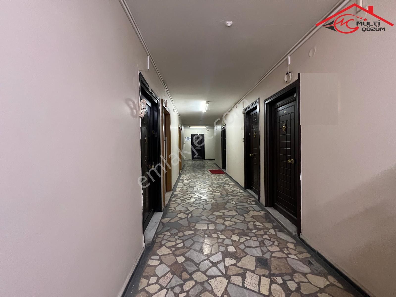 Şirinevler Mahmutbey Caddesinde İş Hanında Kiralık Ofis İşyeri Büro - Görsel 10