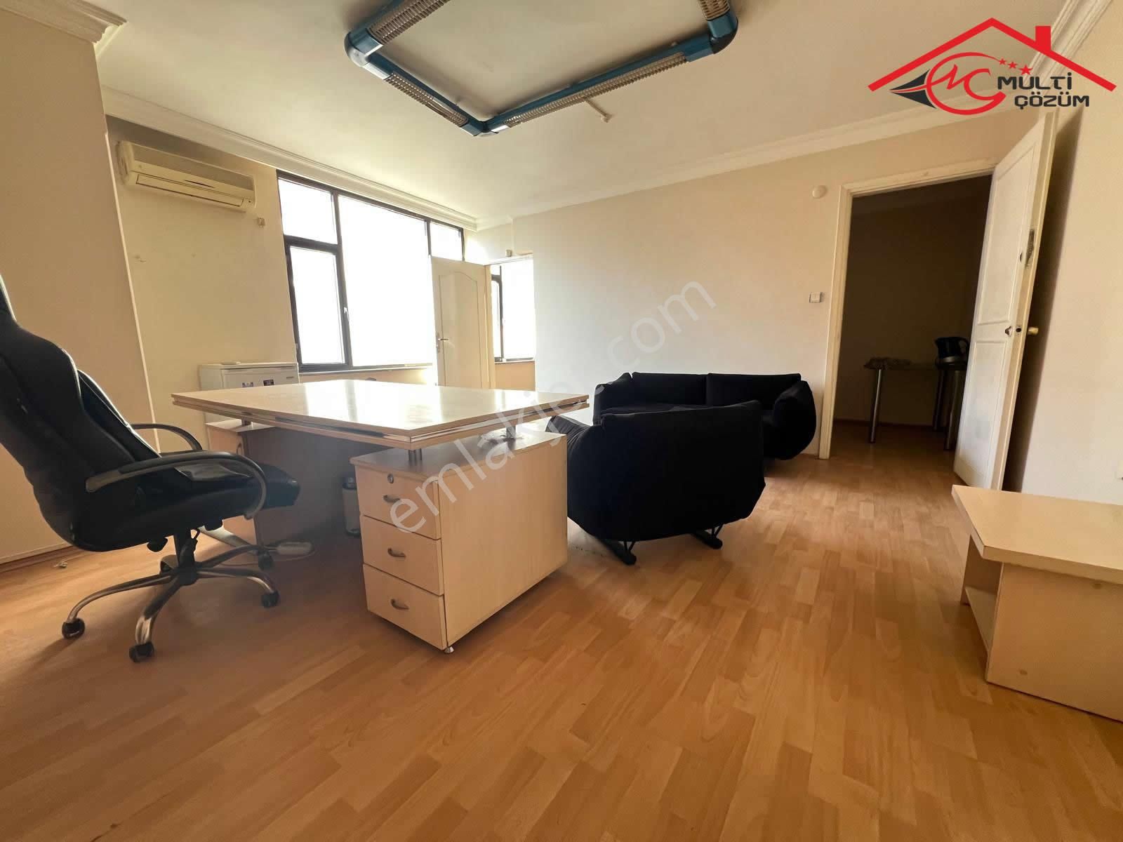 Şirinevler Mahmutbey Caddesinde İş Hanında Kiralık Ofis İşyeri Büro - Görsel 4