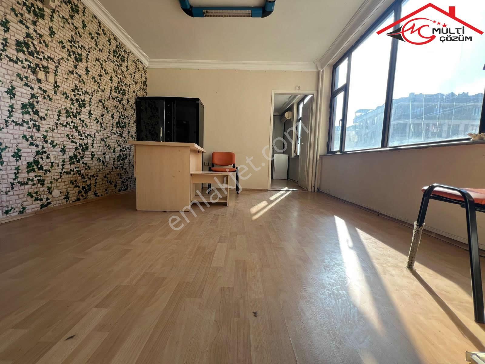 Şirinevler Mahmutbey Caddesinde İş Hanında Kiralık Ofis İşyeri Büro - Görsel 7