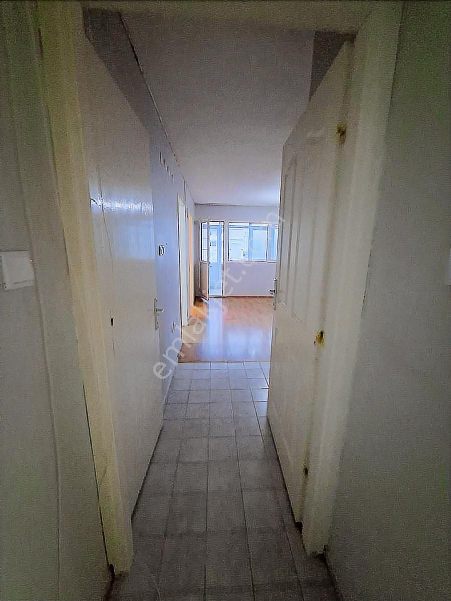 Bornova Evka4 Merkezde Kiralık Daire - Görsel 4
