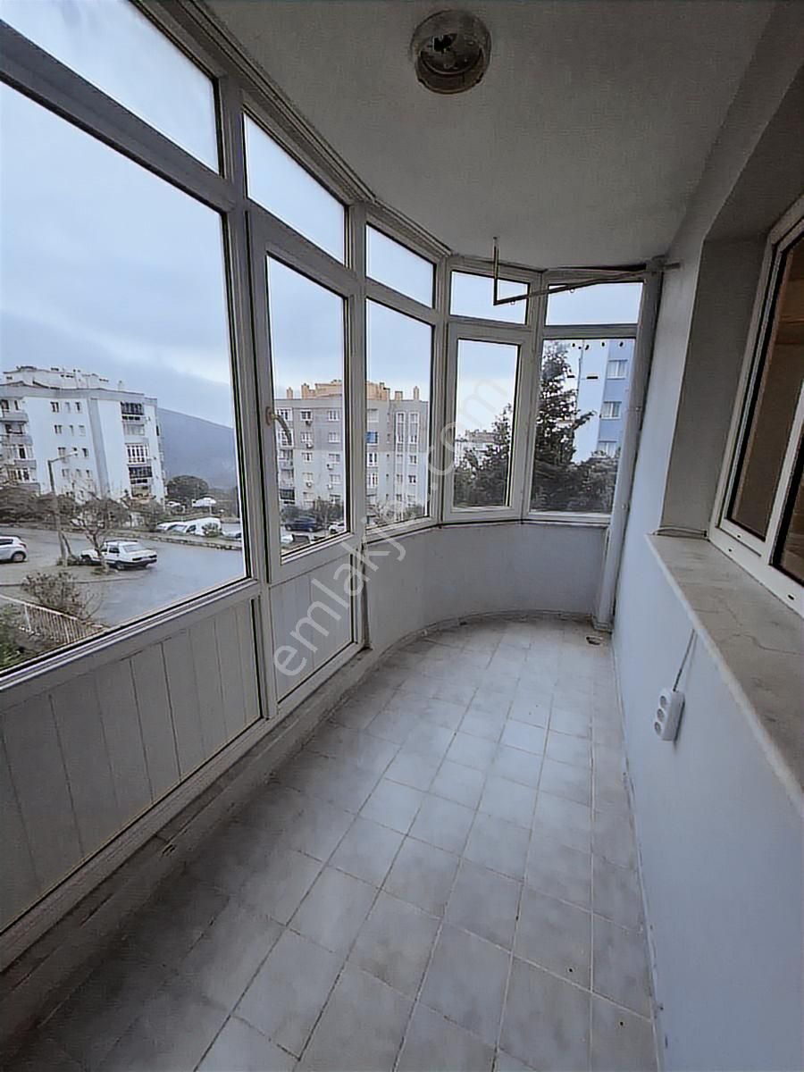 Bornova Evka4 Merkezde Kiralık Daire - Görsel 8