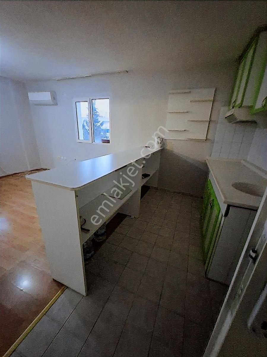Bornova Evka4 Merkezde Kiralık Daire - Görsel 6