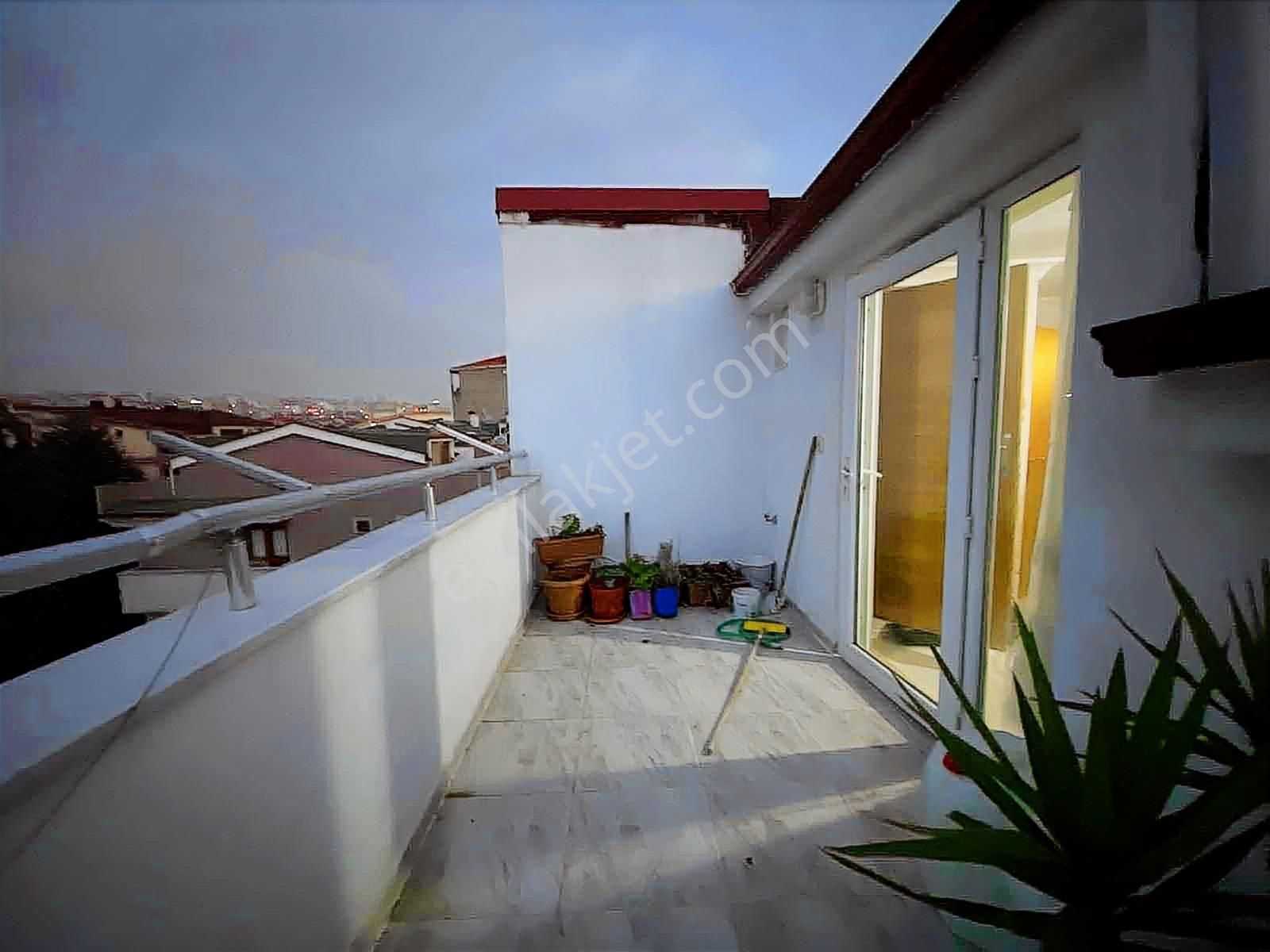 Fırsat!! 60. Yıl Okulun Yanında Satılık 3+1 Üst Dubleks 4 Yıllık - Görsel 9