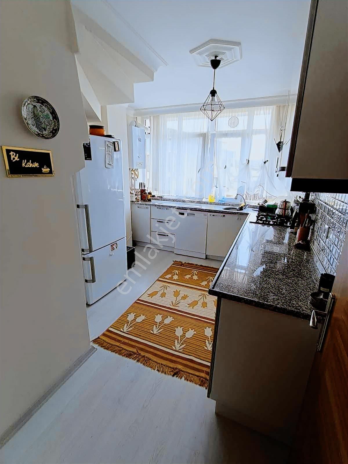 Fırsat!! 60. Yıl Okulun Yanında Satılık 3+1 Üst Dubleks 4 Yıllık - Görsel 12