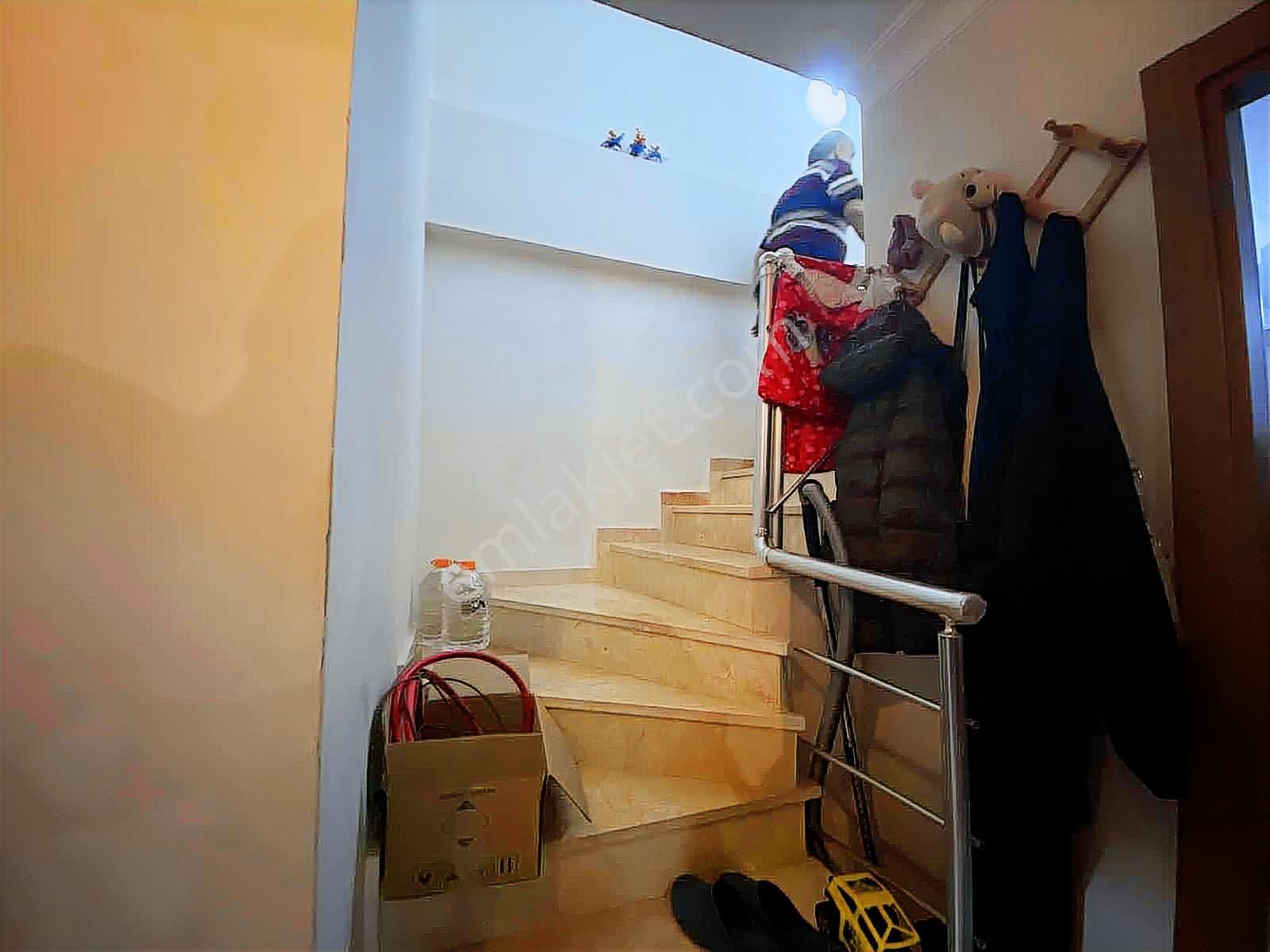 Fırsat!! 60. Yıl Okulun Yanında Satılık 3+1 Üst Dubleks 4 Yıllık - Görsel 15