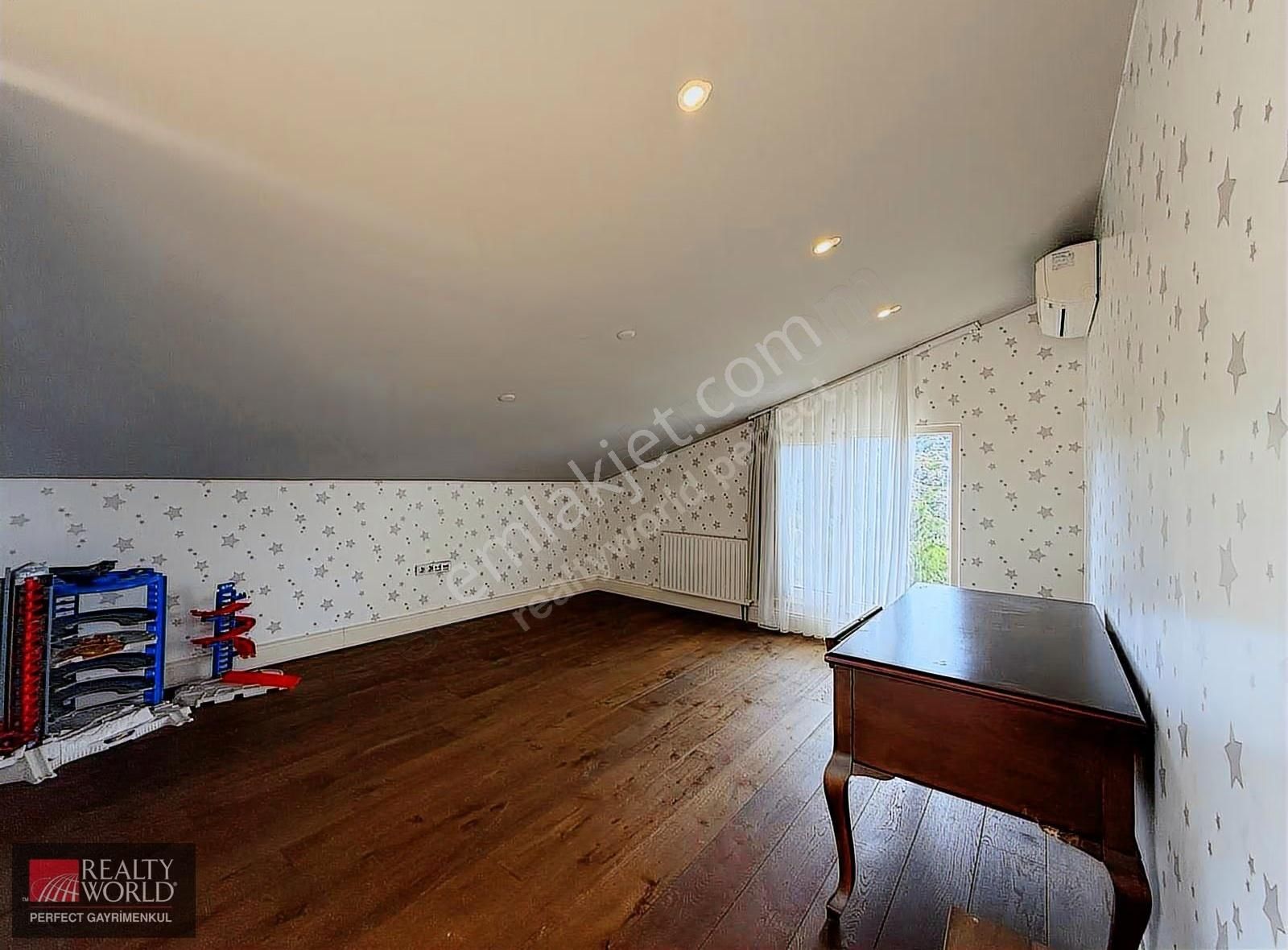 Zekeriyaköy'de Orman Manzaralı, 6+1, 450m² Satılık Villa - Görsel 7