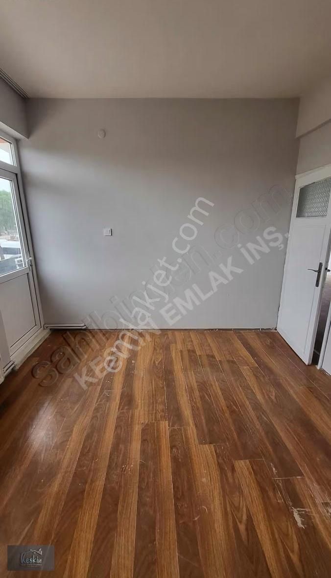 Fabrikalarda Erastanın Yanında 3+1 Doğalgazlı Arakat Daire - Görsel 9