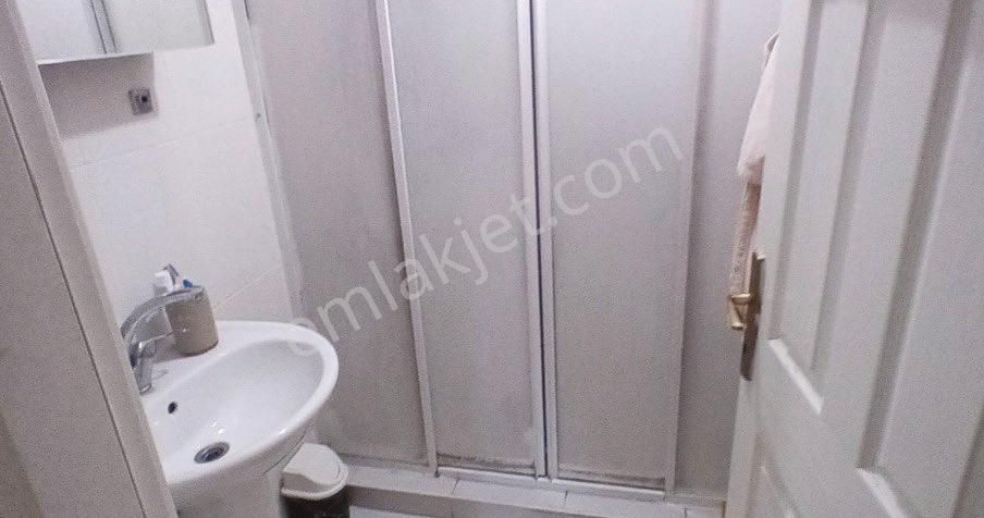 Yenibosna Zafer Mah. Ahmet Yesevi Cad. 1.kat 2+1 Fotoğraflar Yüklenecek - Görsel 13