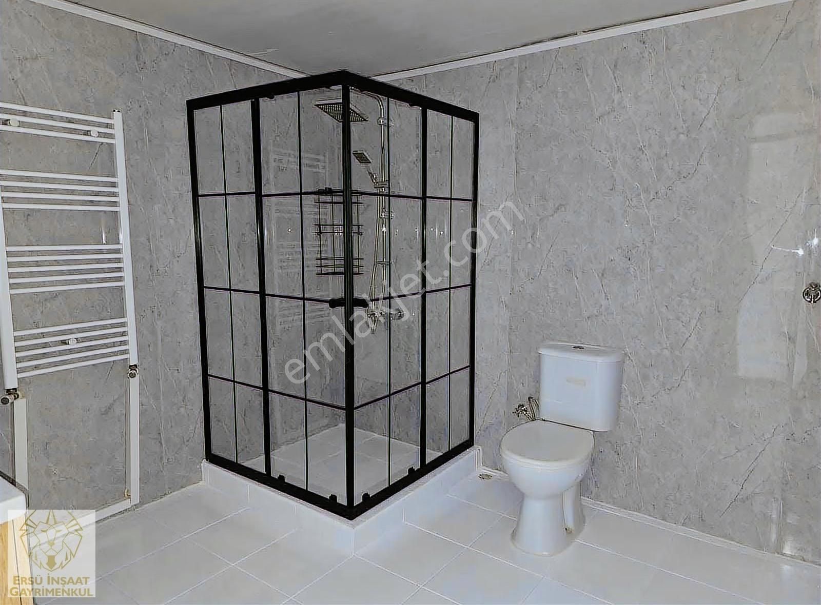 Ersü'den 3+1 Hastane Yakını Doğalgazlı Balkonlu Arakat Daire - Görsel 3