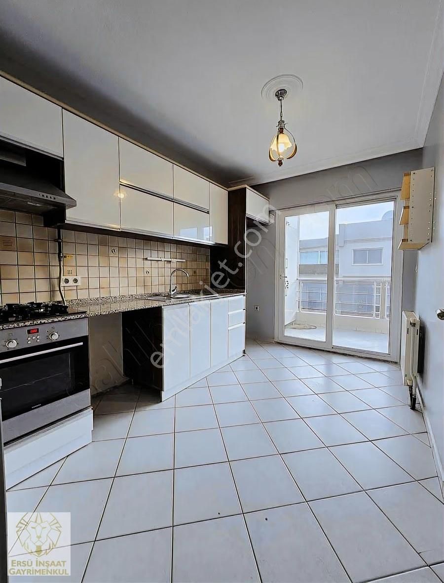 Ersü'den 3+1 140m2 Site Doğalgazlı Asansörlü Ferah Arakat