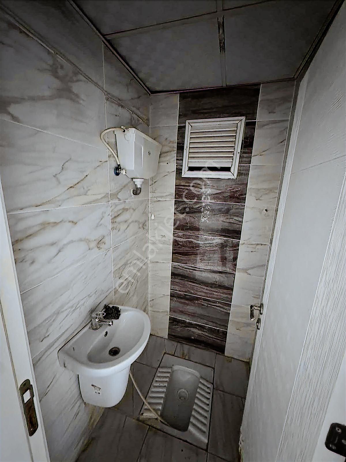 Belediye Civarı Doğalgaz Kombili 2+1 Kiralık Daire - Görsel 7