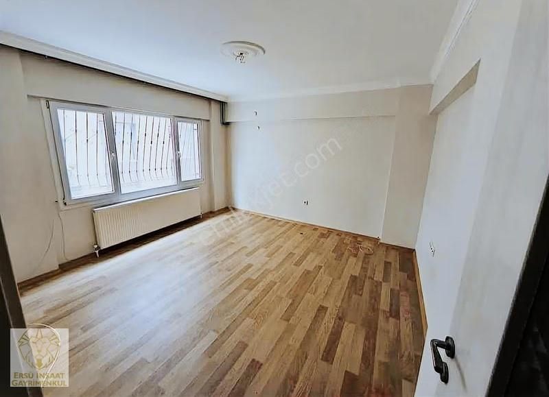 Ersü'den 2+1 Ordu Caddesi Yakını Doğalgazlı Arakat Daire - Görsel 2