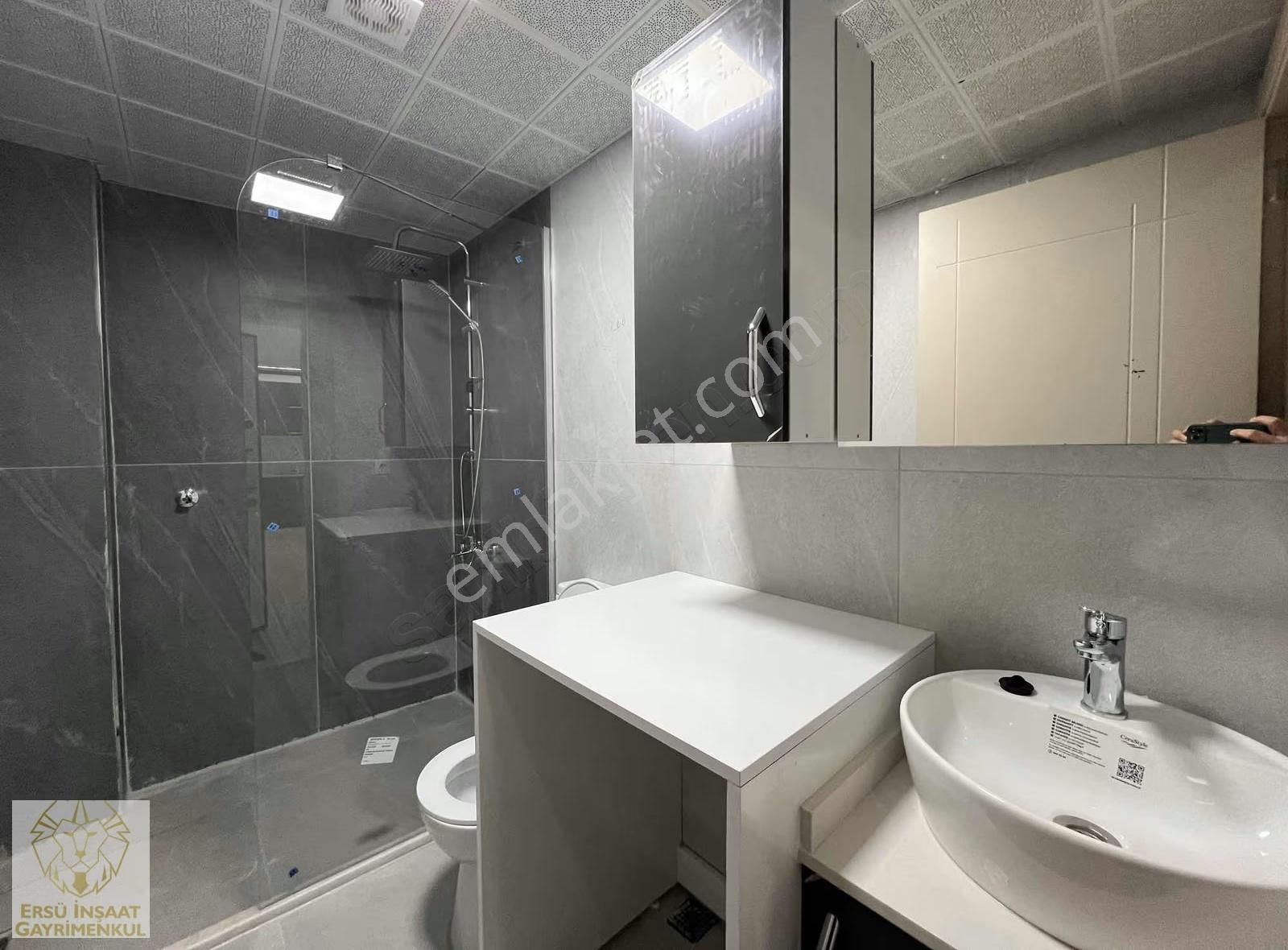 Ersü'den Merkezde Sıfır Lüks 1+1 Doğalgazlı Otoparklı Daireler - Görsel 5