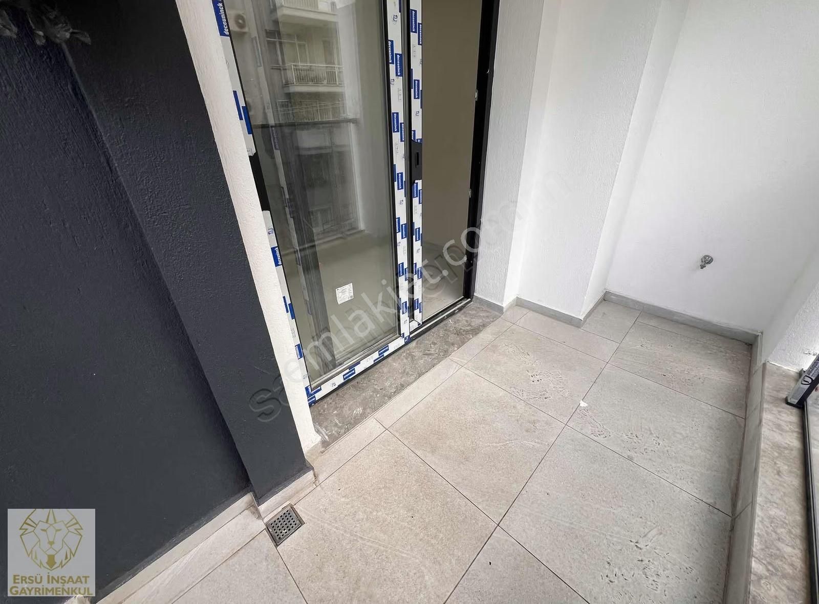 Ersü'den Yeşilyurt Merkezde Sıfır 2+1 Lüks Asansörlü Doğalgazlı