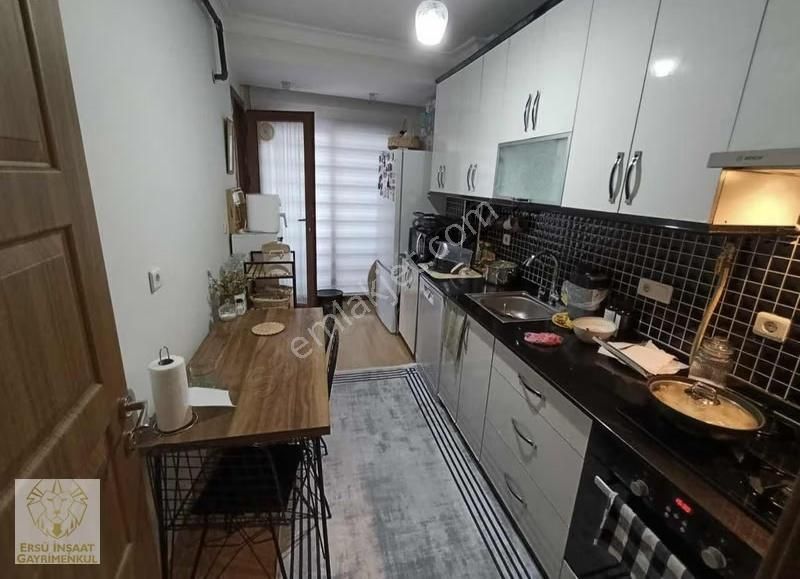 Ersü'den 3+1 Metro Yakını Ferah Doğalgazlı Asansörlü Arakat - Görsel 16