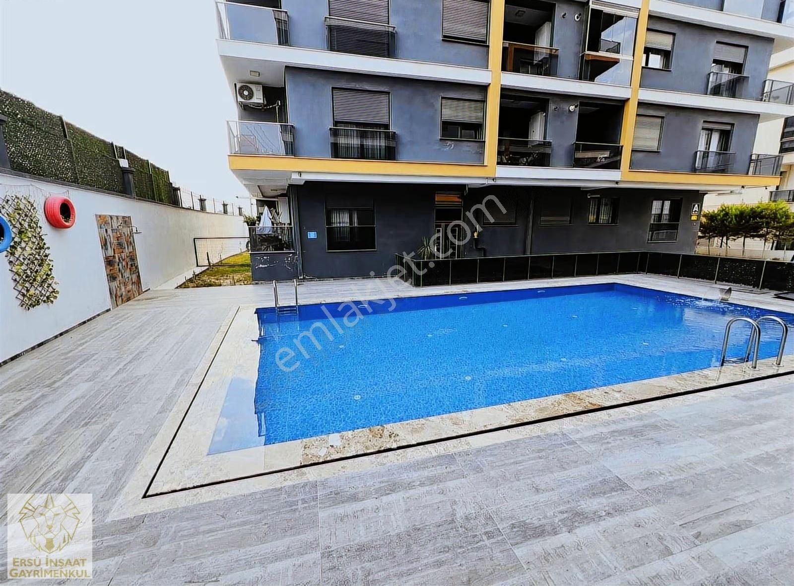 Ersü'den Buca'da 1+1 Eşyalı Havuzlu Site İçerisinde Lüks Daire - Görsel 13