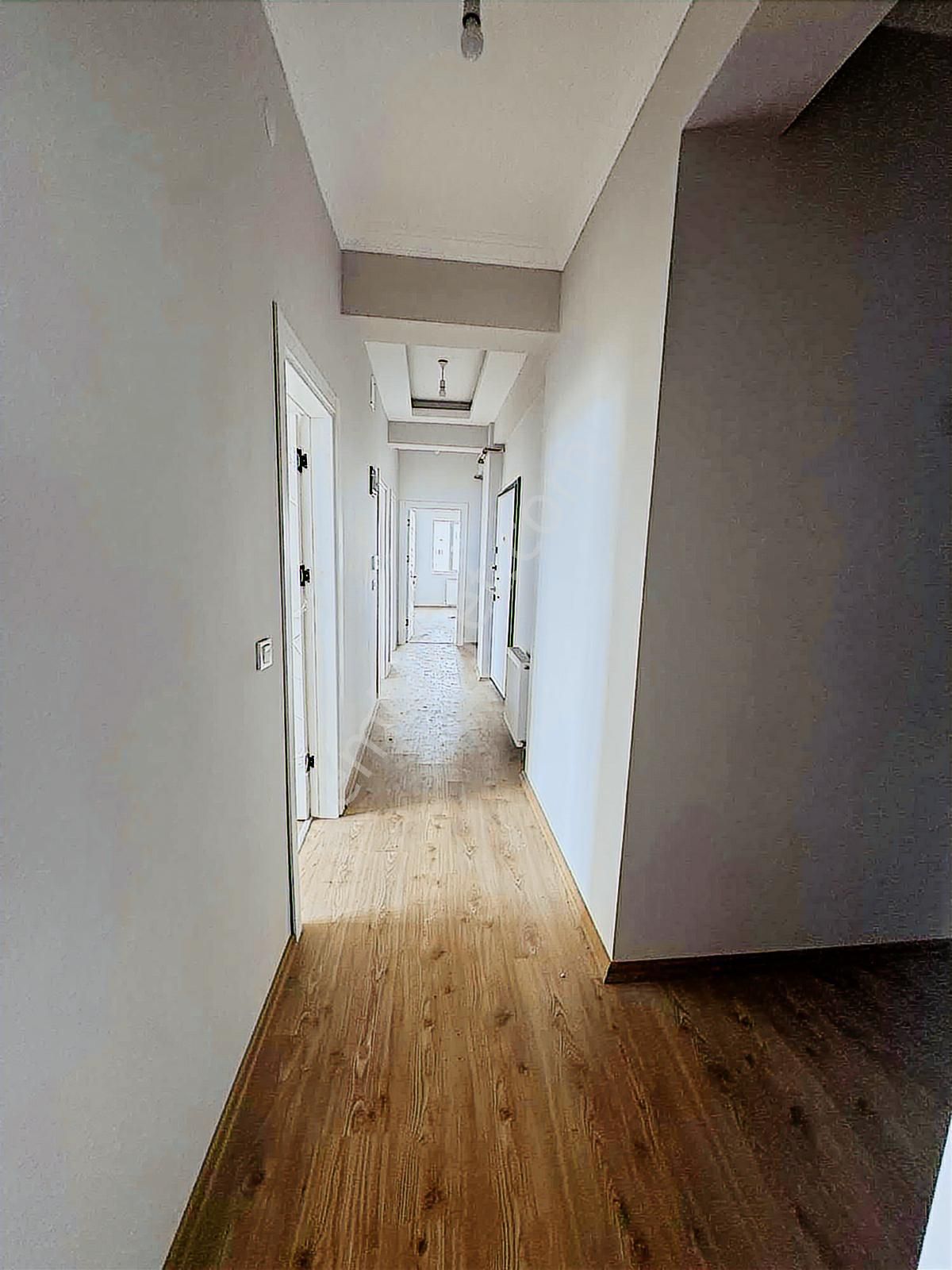 Fatih Mahallesi'nde Acil Satılık Geniş 3+1 Sıfır Satılık Daire - Görsel 5