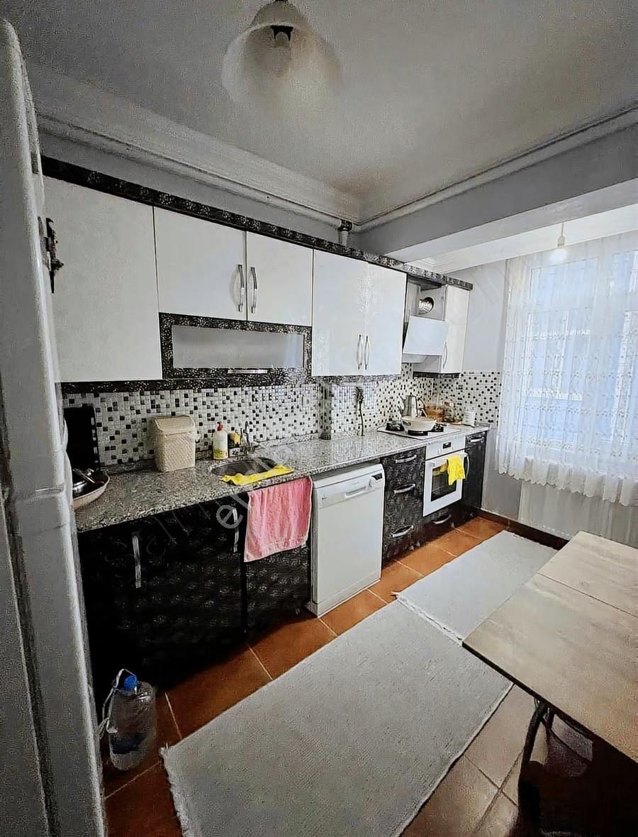 Altıkat Emlaktan Masrafsız 2+1 Daire - Görsel 5