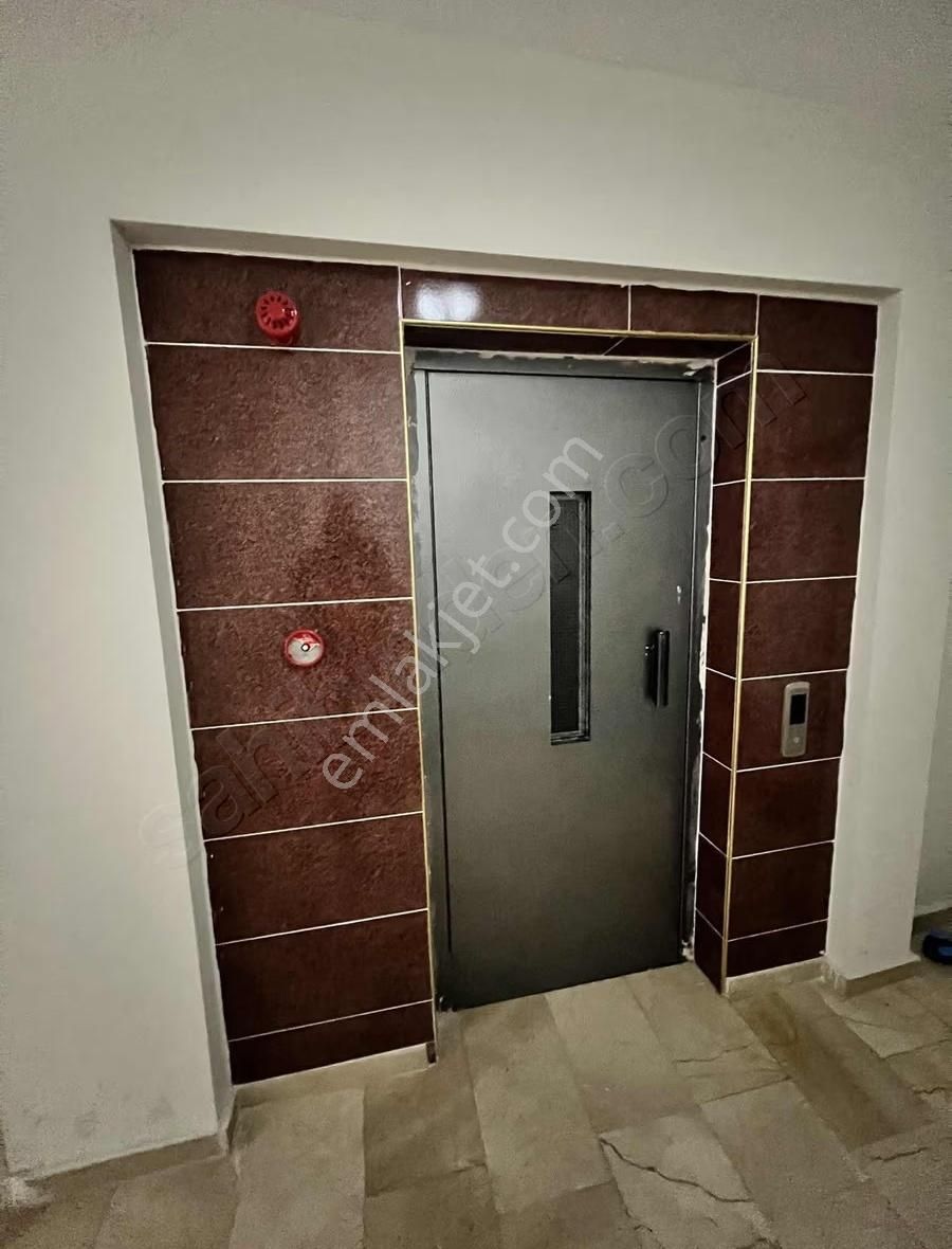 Altıkat Emlaktan Site İçerisinde Ara Kat 3+1 Sıfır Daire - Görsel 25