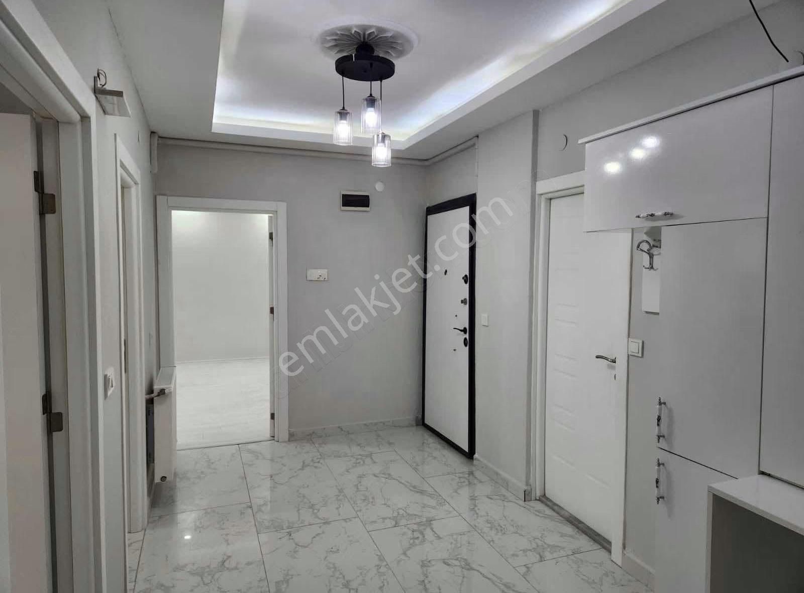 Altıkat Emlaktan 3 + 1 Masrafsız Daıre - Görsel 6