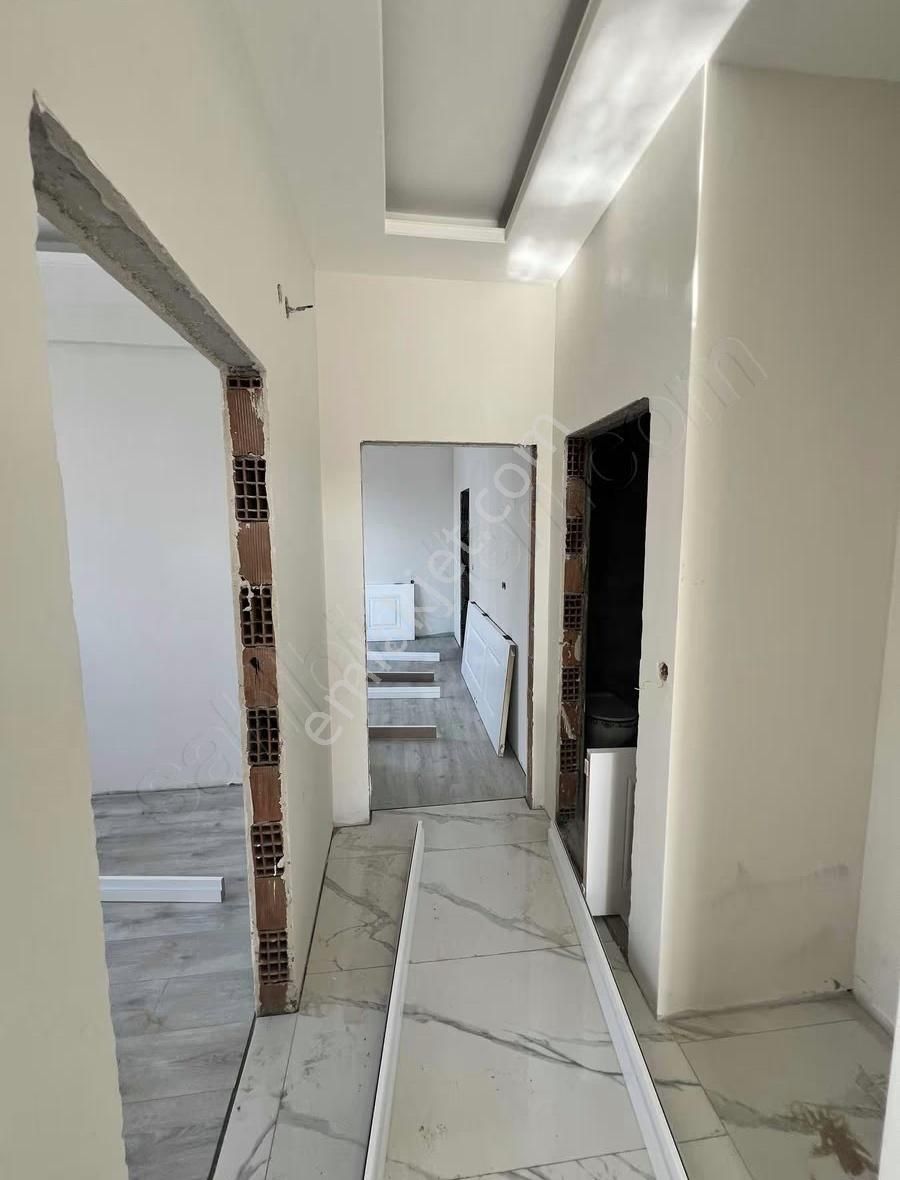 Altıkat Emlaktan Havuzlu Site İçerisinde 3+1 Ara Kat Daire - Görsel 14