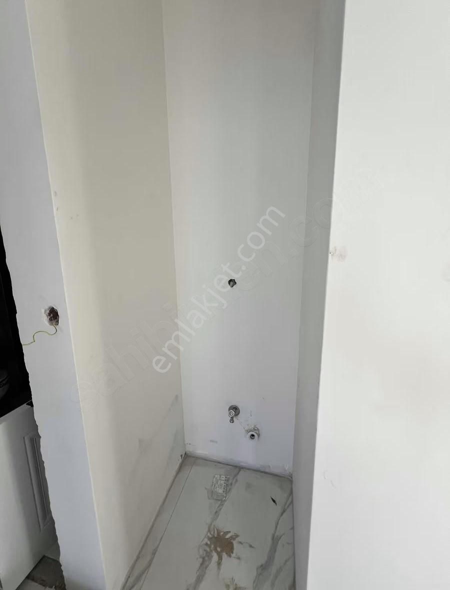 Altıkat Emlaktan Havuzlu Site İçerisinde 3+1 Ara Kat Daire - Görsel 4