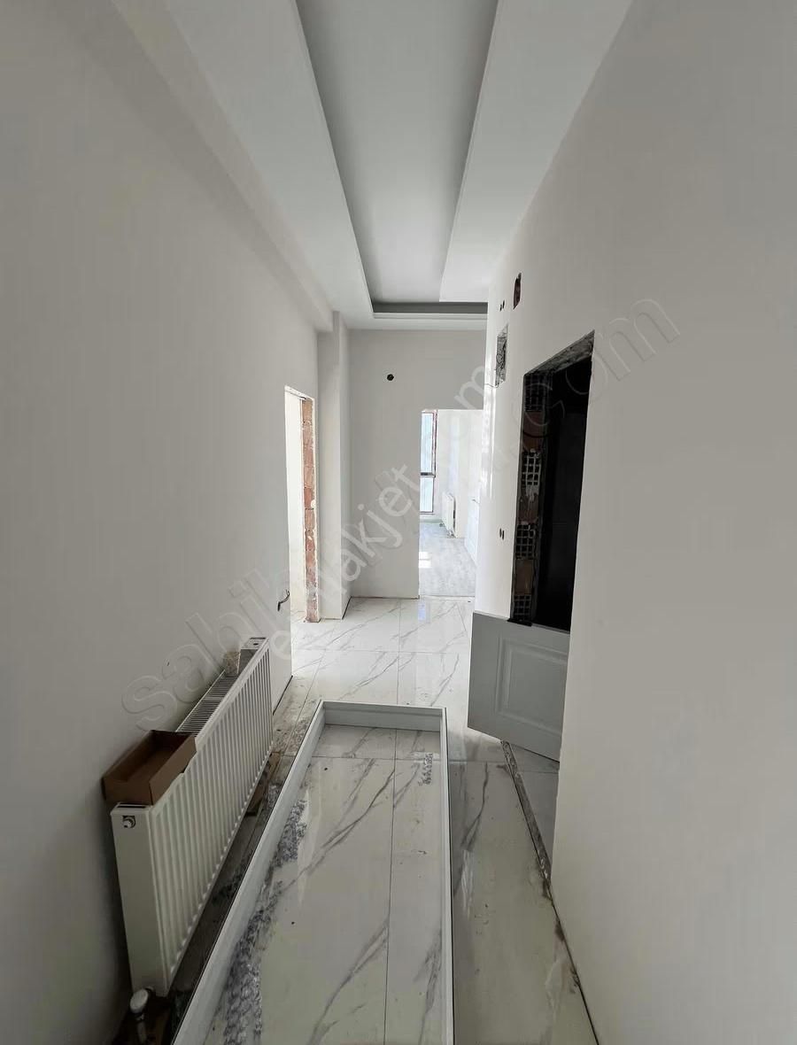 Altıkat Emlaktan Havuzlu Site İçerisinde 3+1 Ara Kat Daire - Görsel 25