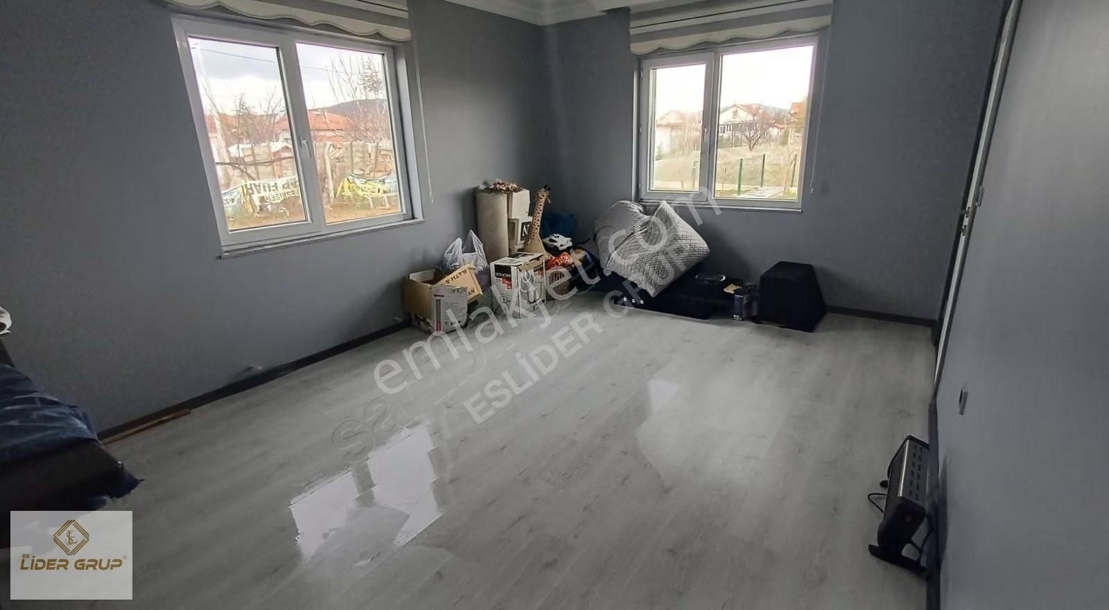 Eslider Emlaktan Taşlıkköyde Bahçelı 3+1