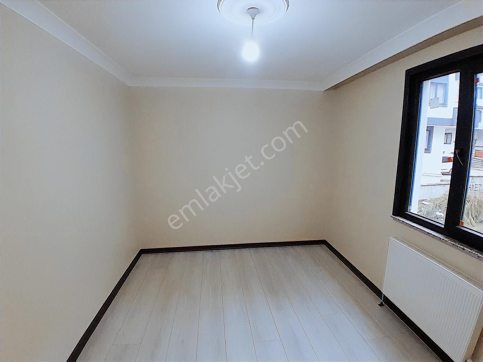Uğur Çevik'ten Satılık 2+1 1.kat 85m2 Oturuma Hazır - Görsel 2