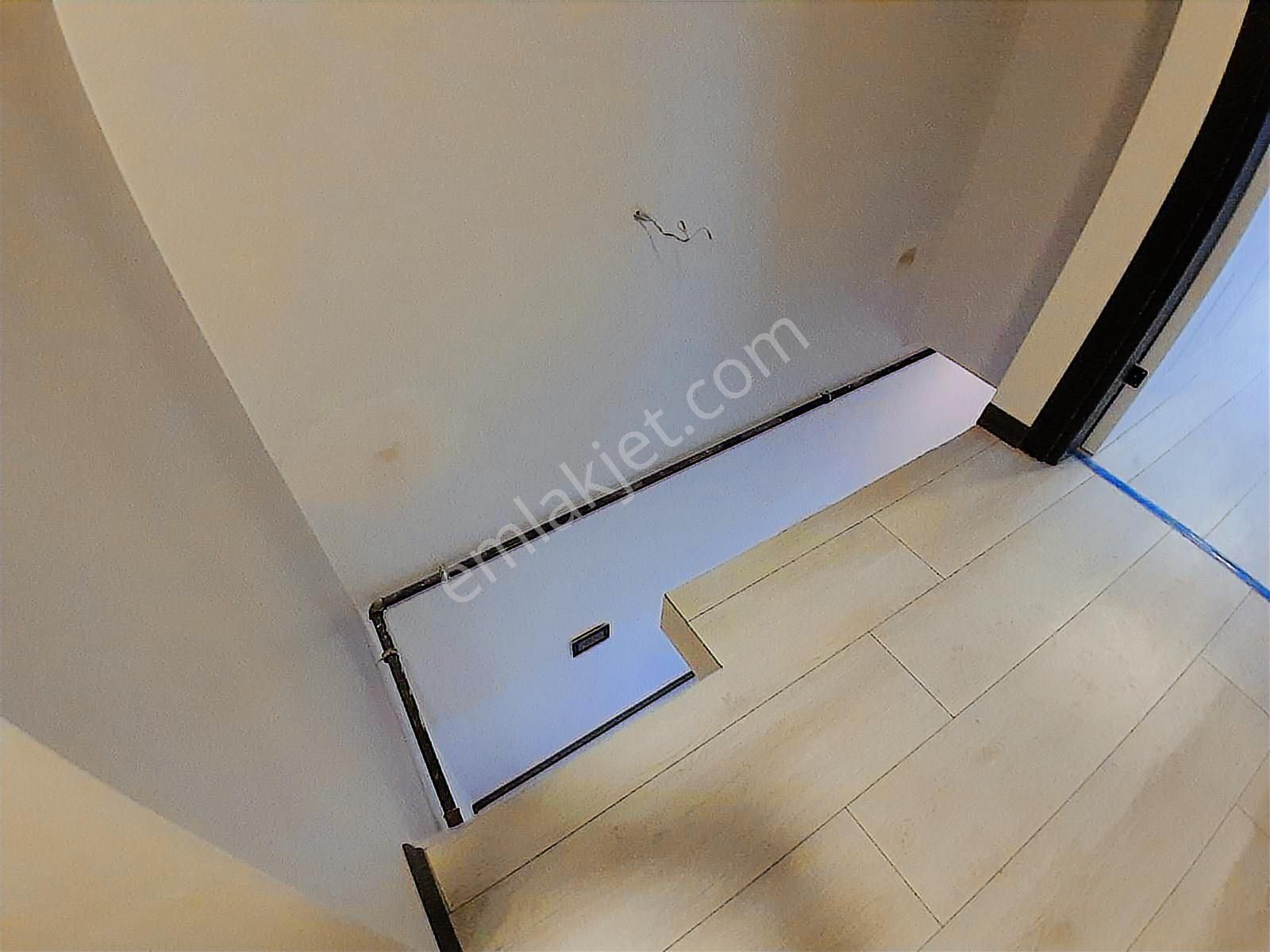 Uğur Çevik'ten Satılık 4+1 Üstdubleks 150m2 Oturuma Uygun - Görsel 17