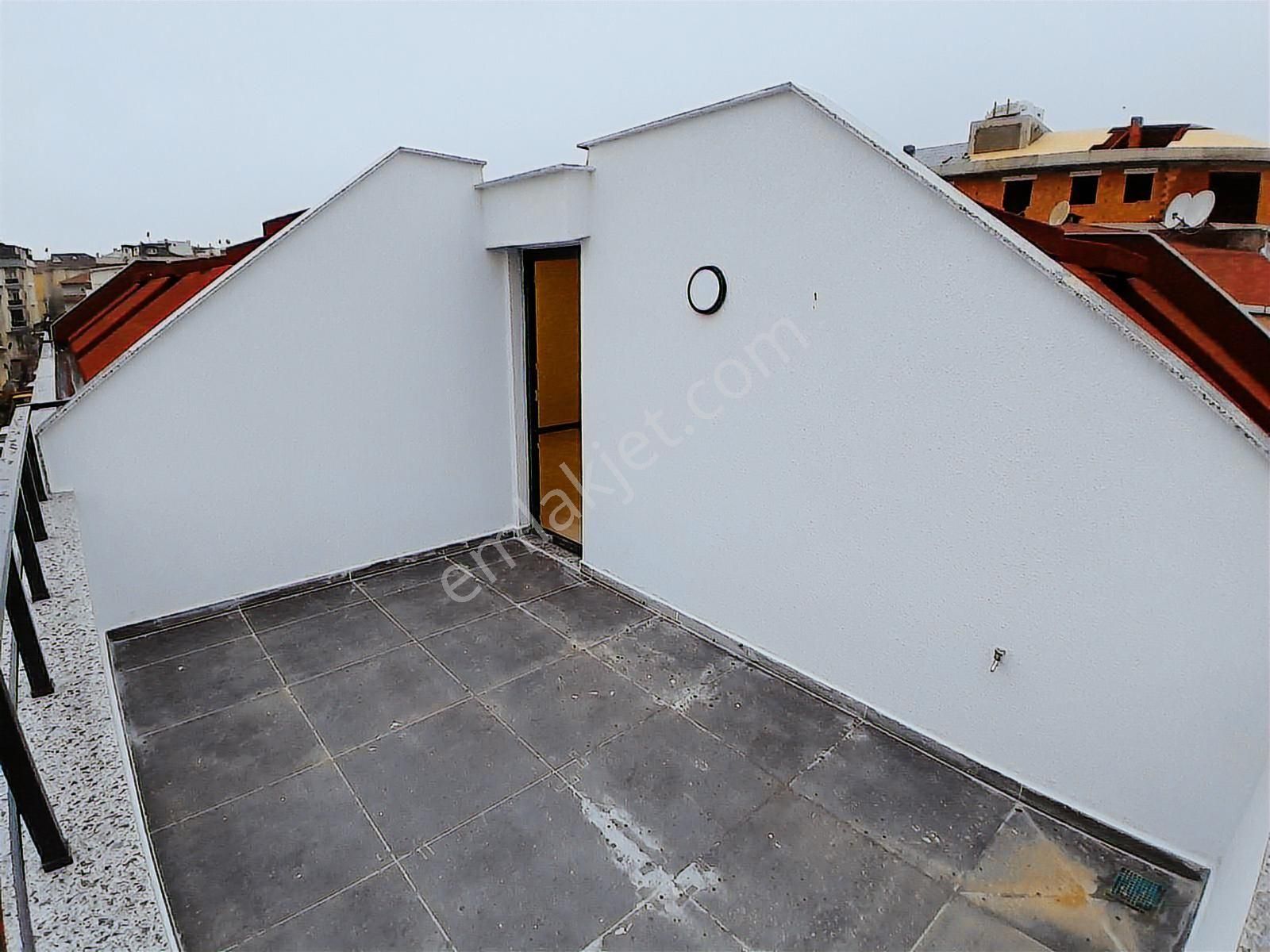 Uğur Çevik'ten Satılık 4+1 Üstdubleks 150m2 Oturuma Uygun - Görsel 12