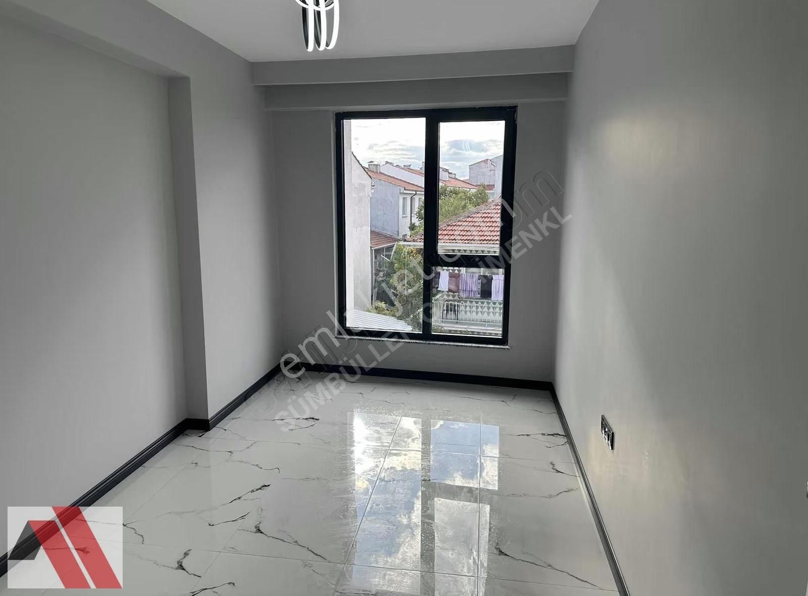 Sümbüller'den İskanlı Katta Tek Daire Köşe Ö.garaj Arakat Şık3+1 - Görsel 24