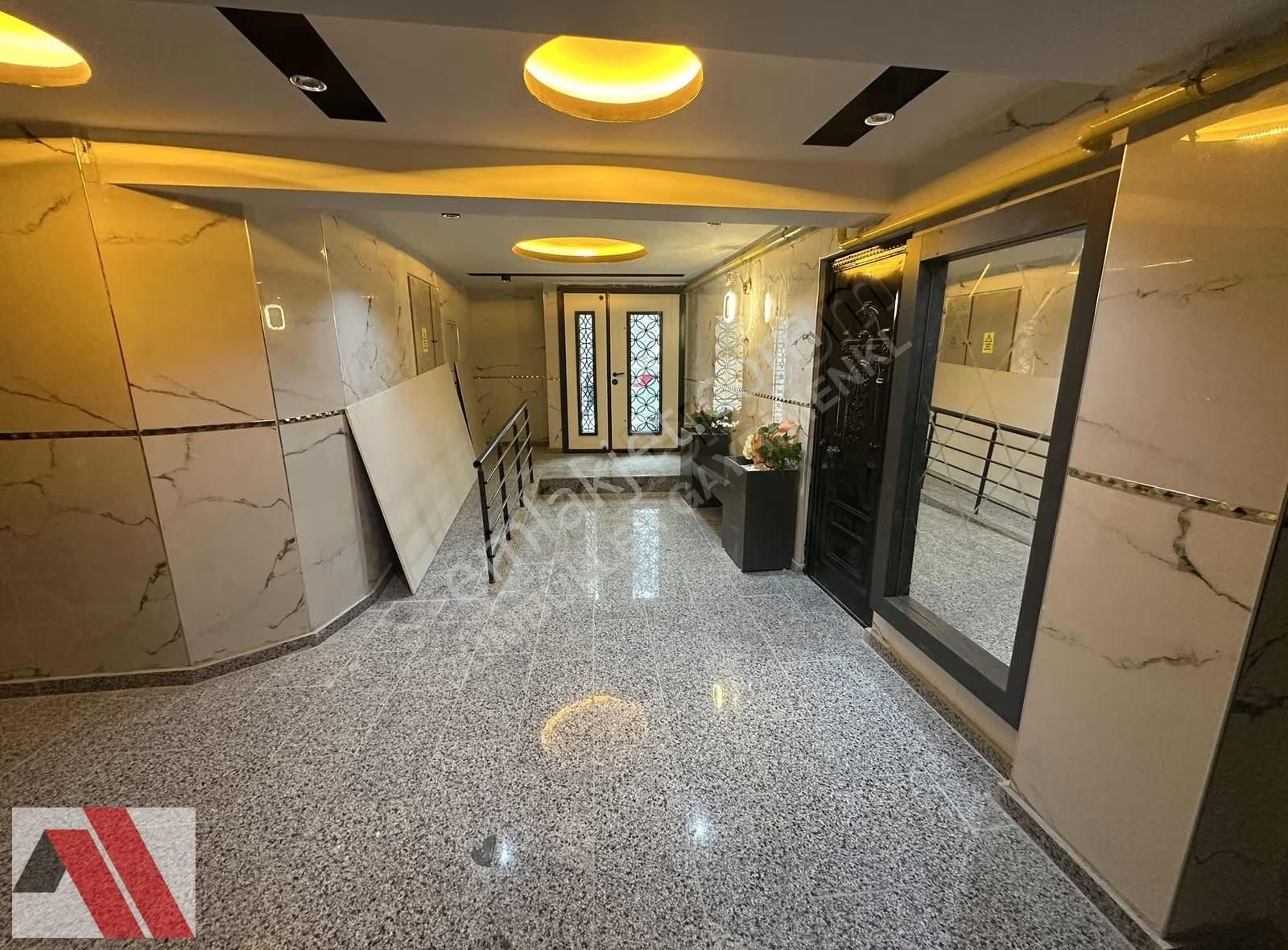 Sümbüller'den İskanlı Katta Tek Daire Köşe Ö.garaj Arakat Şık3+1 - Görsel 23