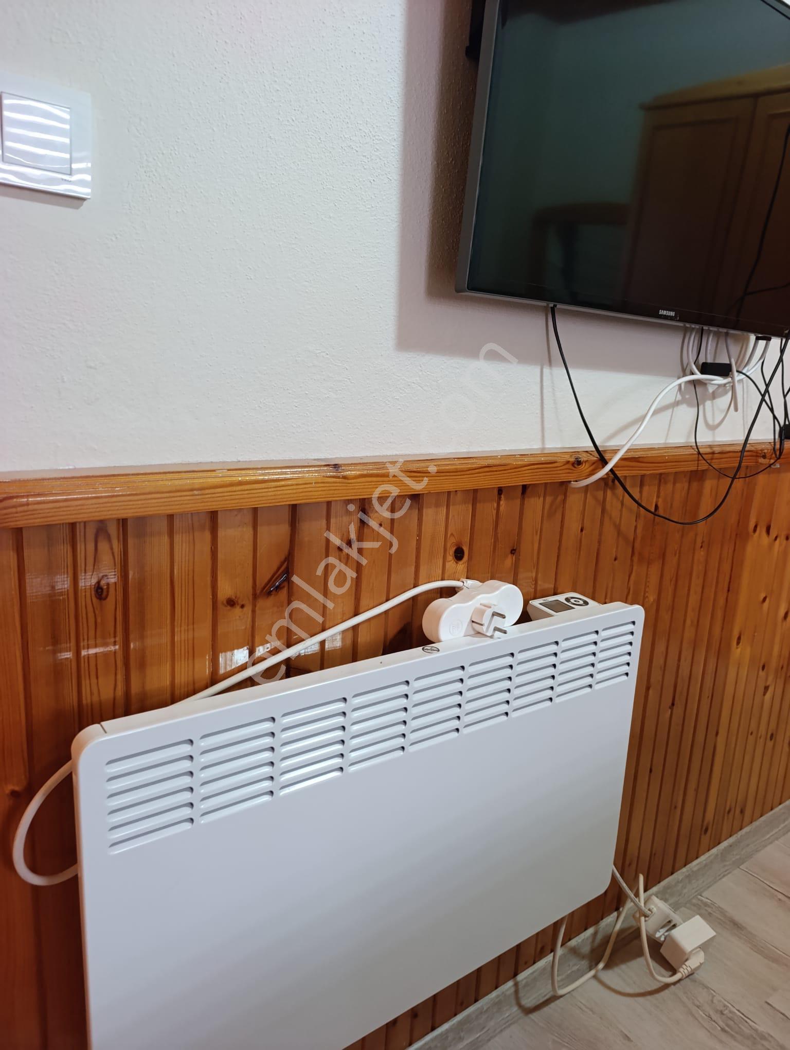 Foça Ataözgür Sitesinde (havuzlu ) Eşyalı Kiralık 3+1 Tripleks Villa - Görsel 11