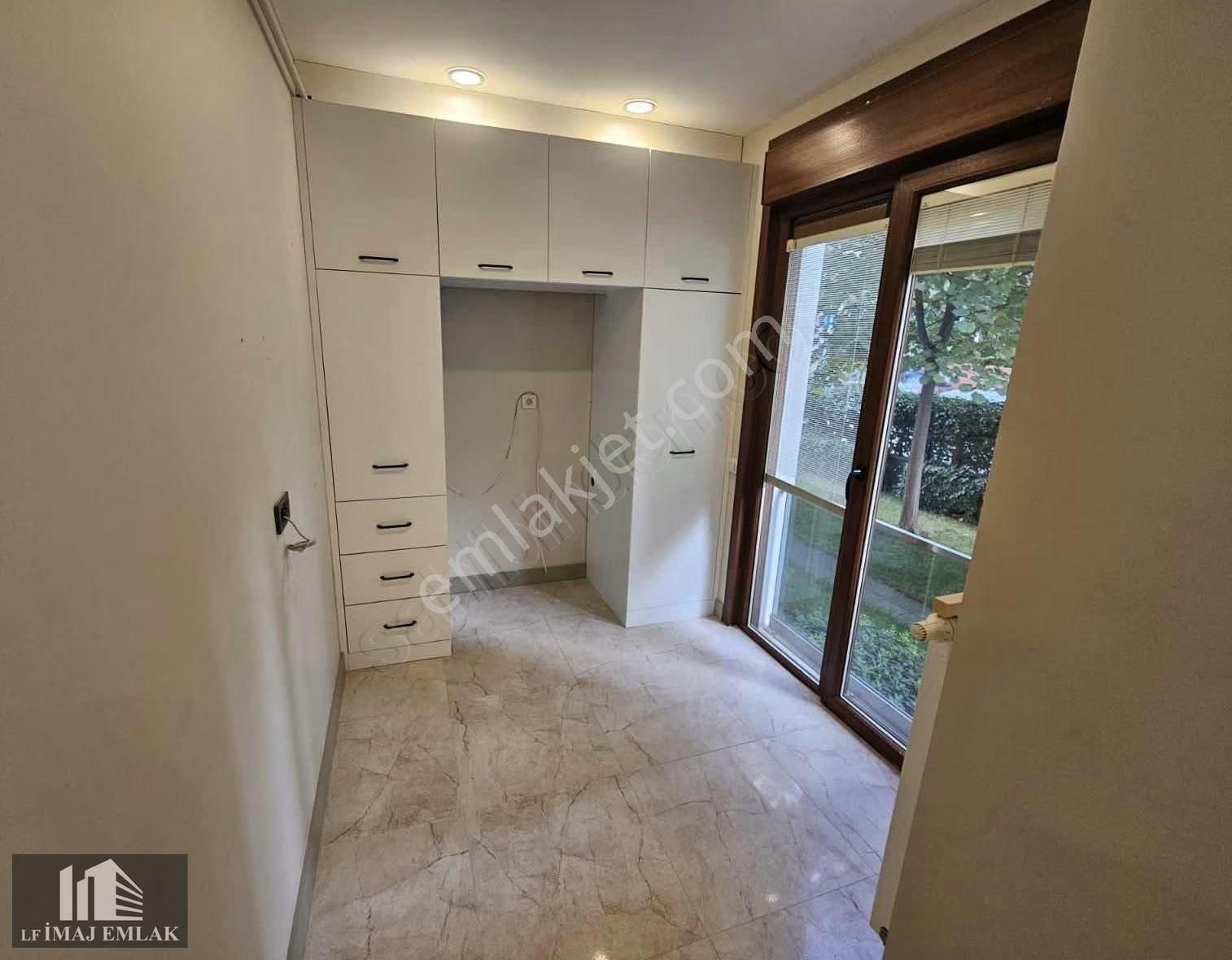 Lf İmaj'dan Çiftehavuzlar'da Sahile Yakın Balkonlu Boş 2+1 - Görsel 8