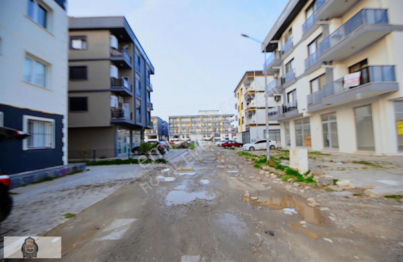 Seyrek Merkez'de Yeni Ve Asansörlü Binada Kiralık Önü Açık 1+1 - Görsel 23