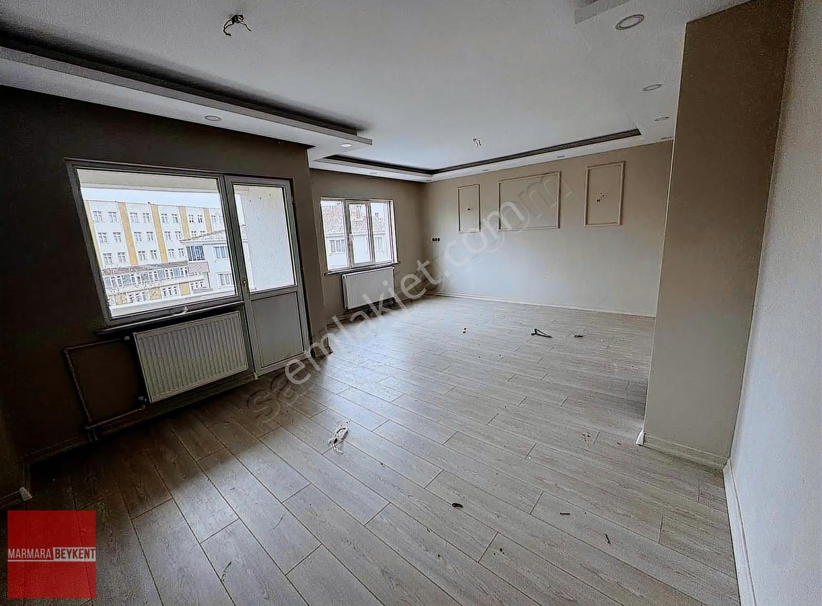 Çerkezköyün Tam Merkezinde Geniş Kullanım Alanına Sahip Daire - Görsel 3