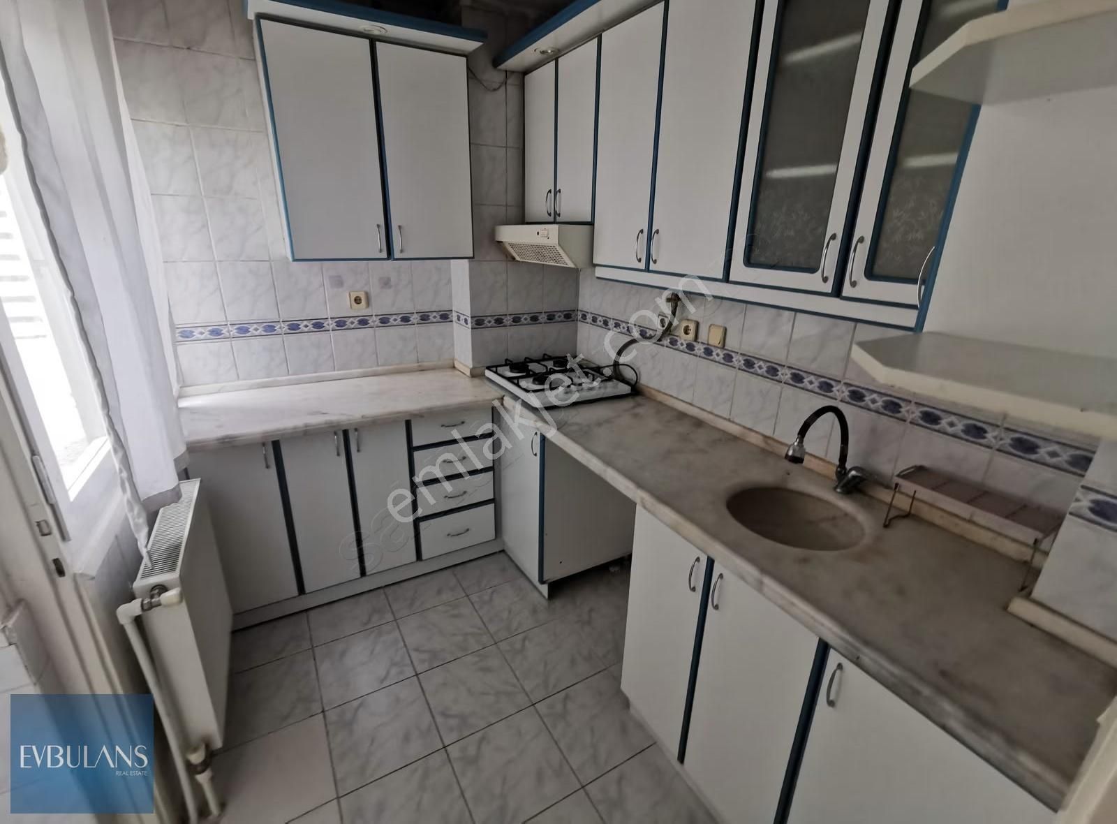 İzmir Karşıyaka Lisesi Yanı Önü Açık Kapalı Mutfak 3+1 Daire - Görsel 9