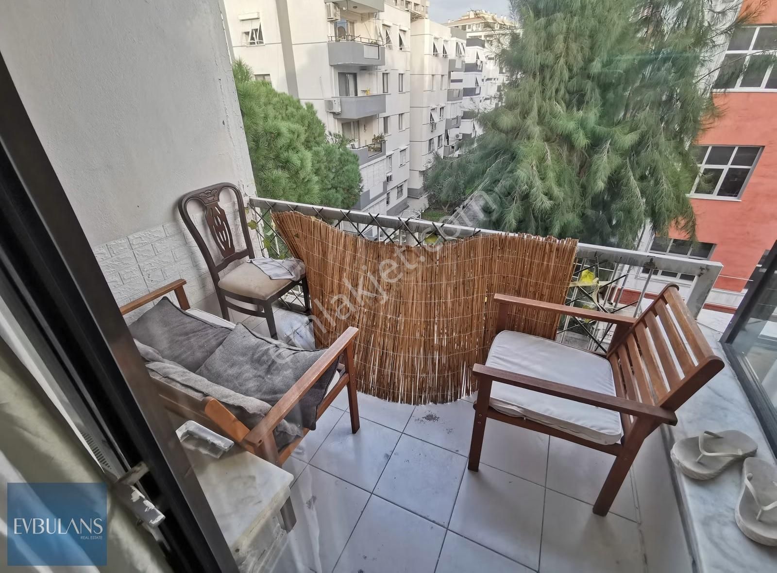 İzmir Karşıyaka Lisesi Yanı Önü Açık Kapalı Mutfak 3+1 Daire - Görsel 13