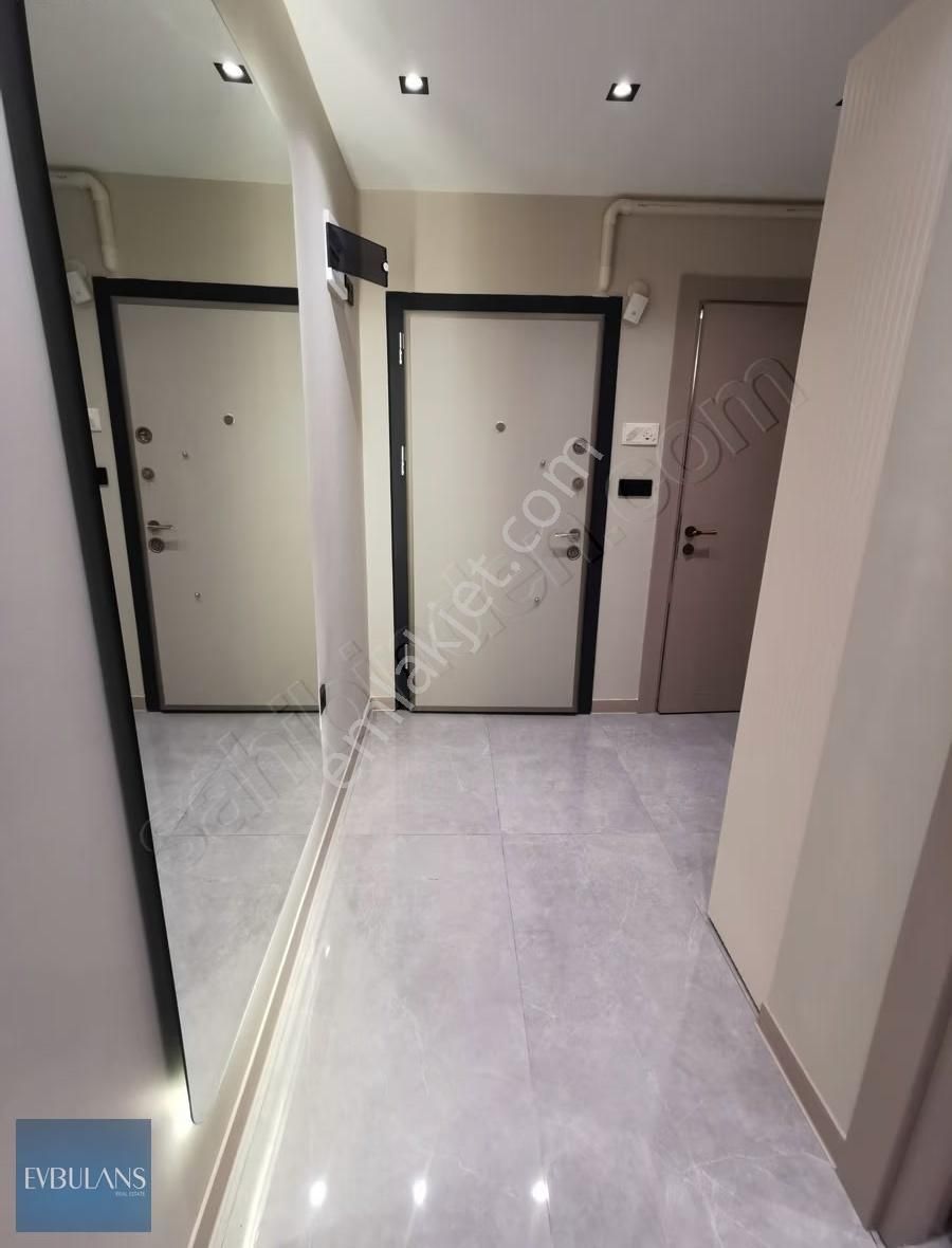 A Dan Z Ye Sıfır Tadilatlı Girne Caddesi Ve Çarşı Yakını Lüx 3+1 - Görsel 8