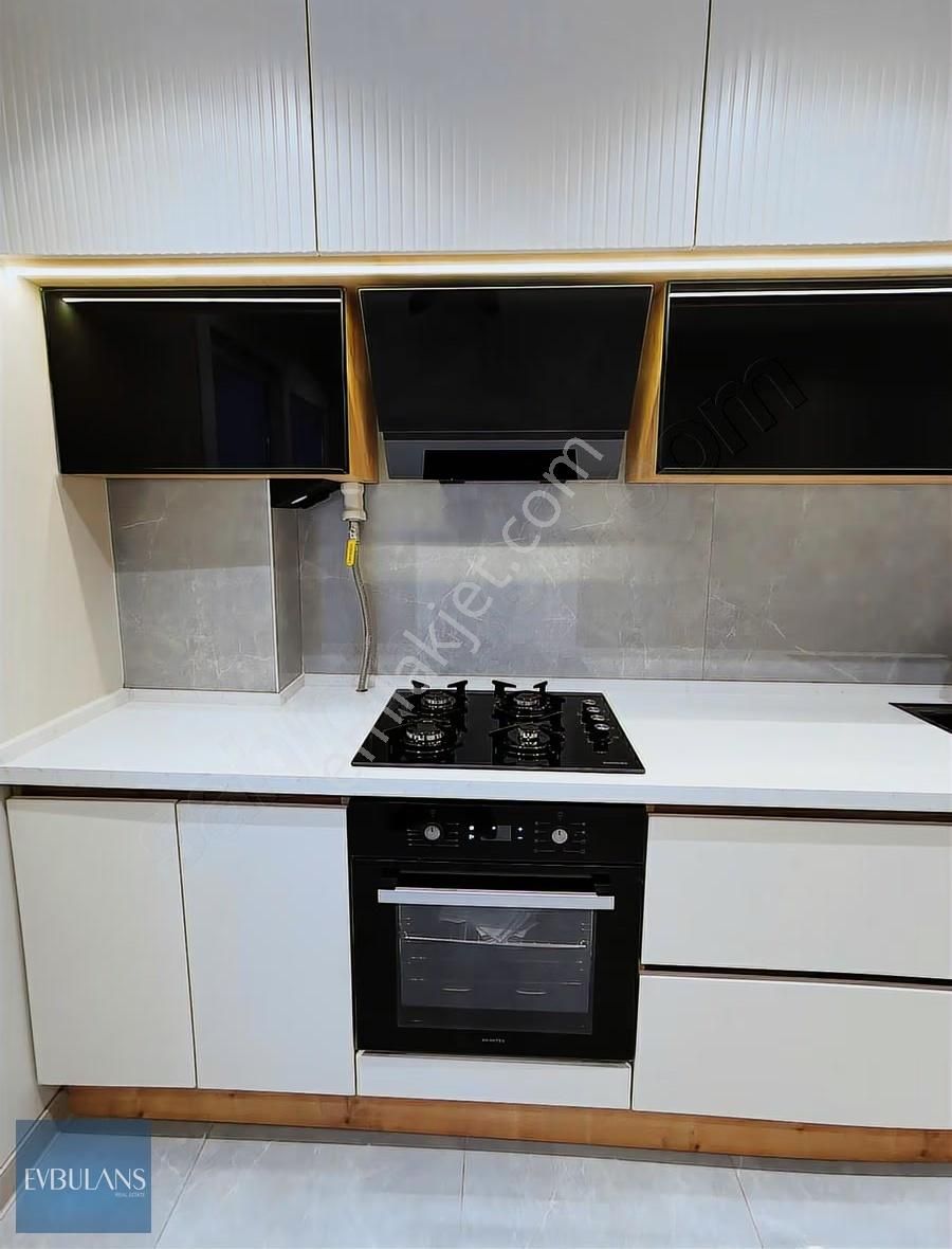 A Dan Z Ye Sıfır Tadilatlı Girne Caddesi Ve Çarşı Yakını Lüx 3+1 - Görsel 10