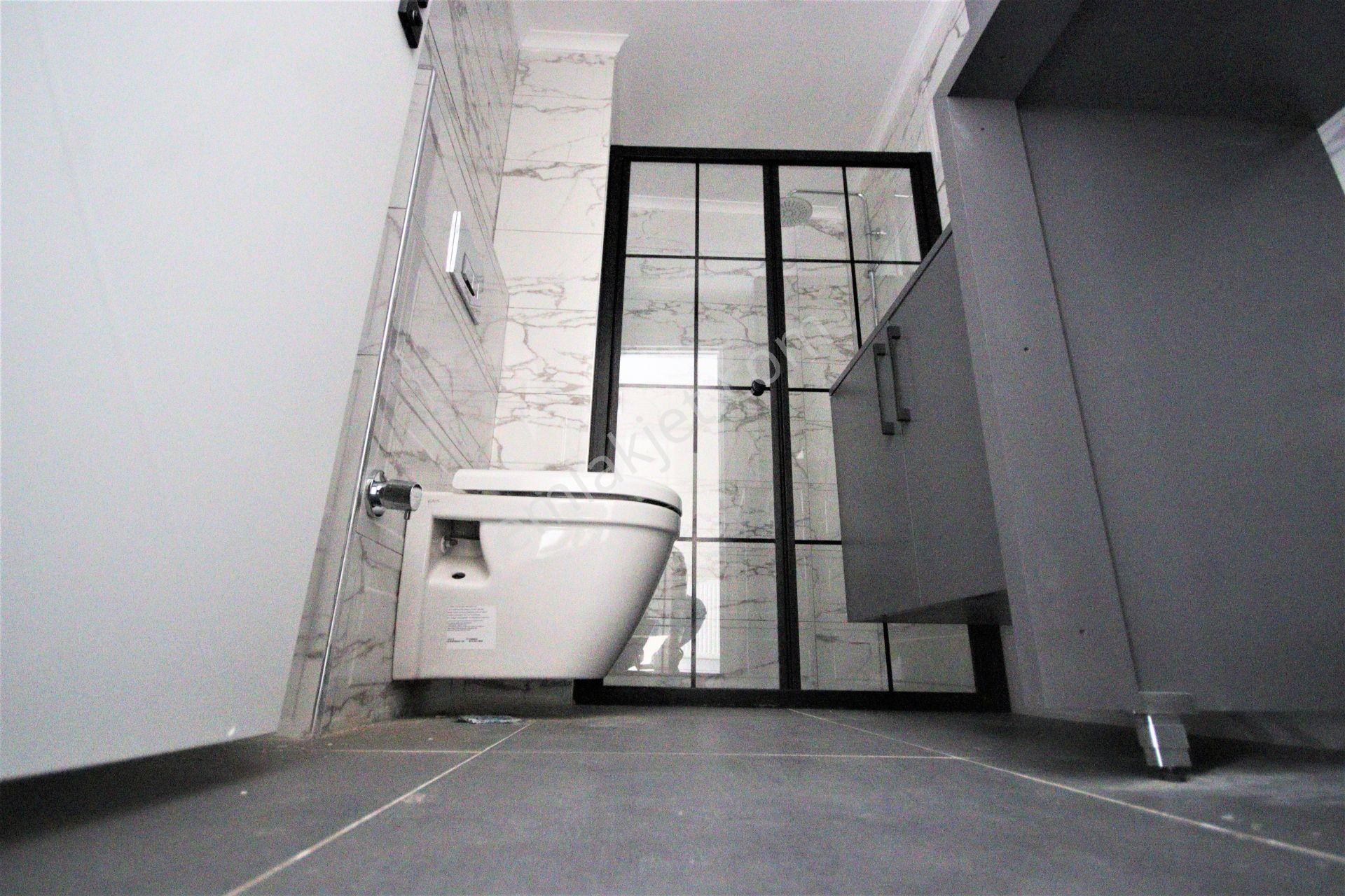 💦burhaniye Pelitköy'de💦aygül'den Denize Sıfır Site İçi Havuzlu Satılık 1+1 Bahçe Kullanımlı Daire - Görsel 22